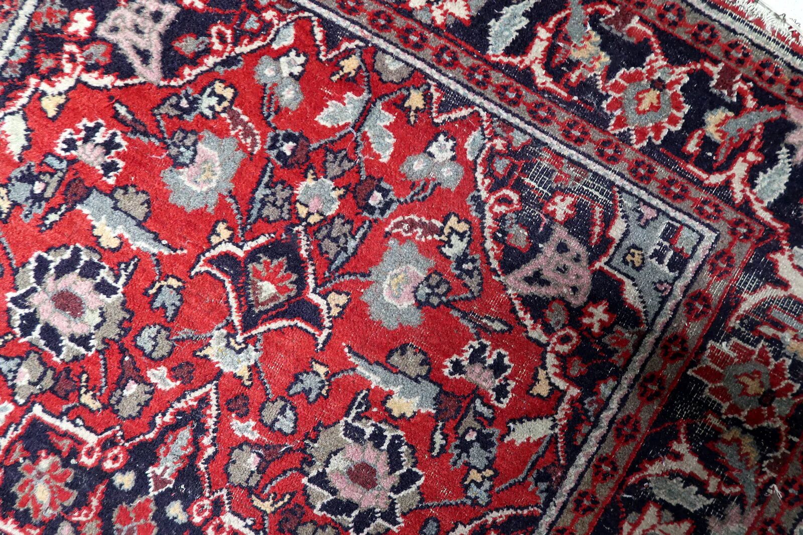 Handmade vintage Persian Hamadan rug 132cm x 196cm, 1950s