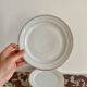 Petites assiettes en porcelaine de Limoges