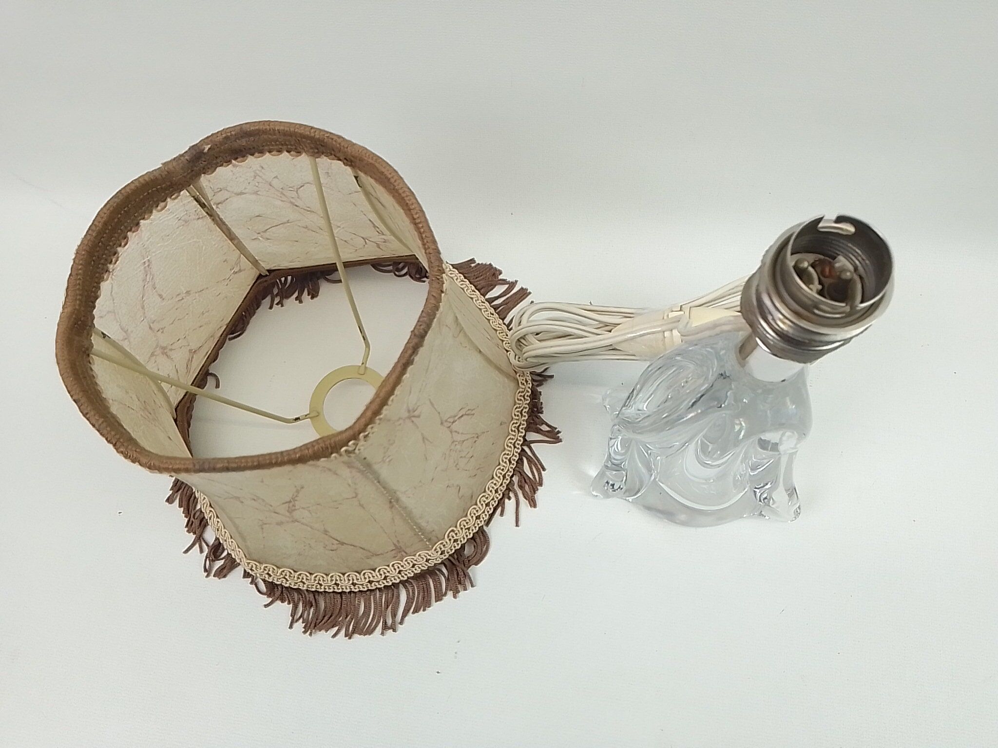 Crystal foot lamp and skin and fringed lampshade