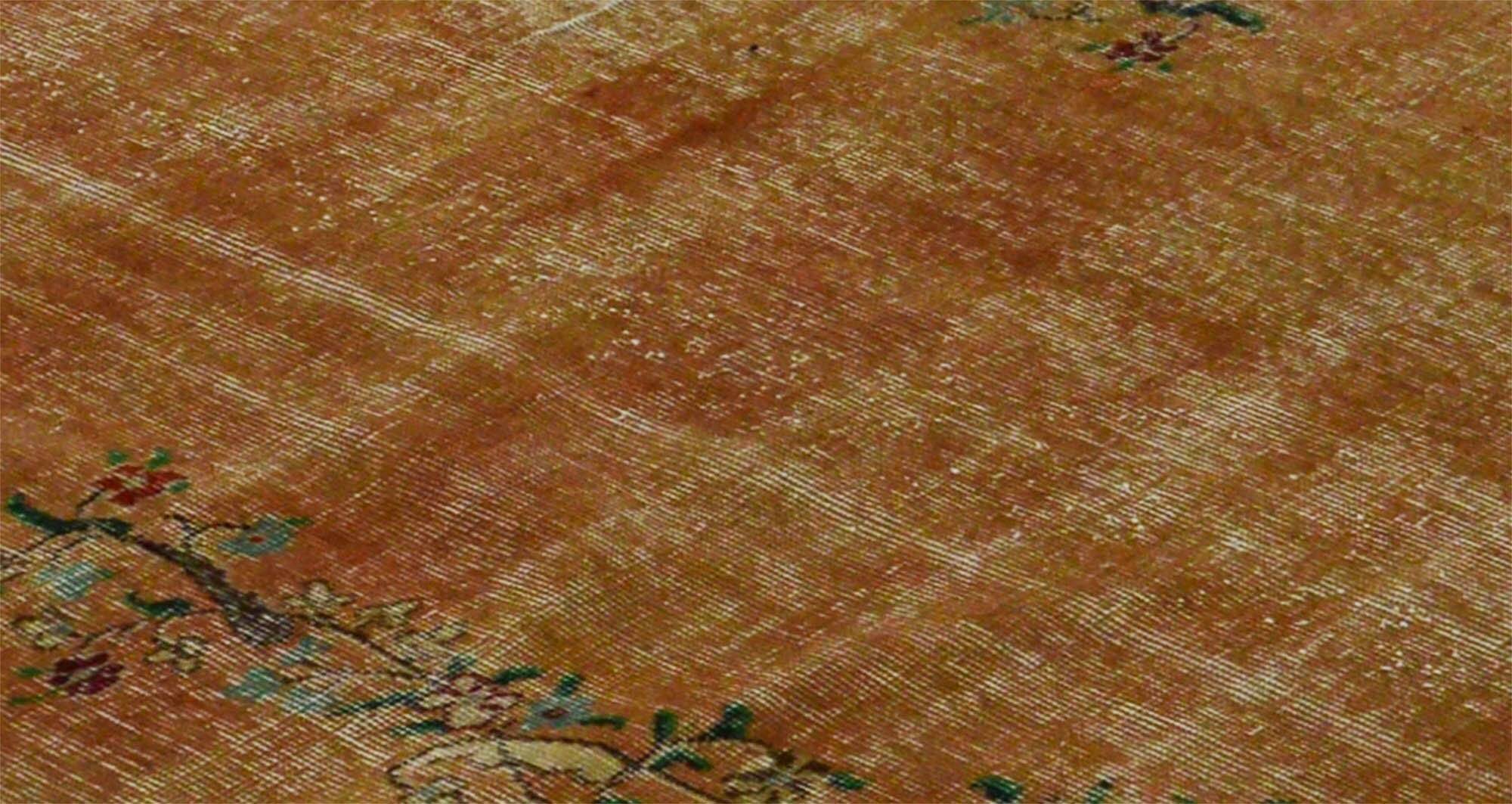 ONE-OF-A-KIND TURKISH HANDWOVEN VINTAGE RUG - RUSTIC VINTAGE CHARM 210X 124