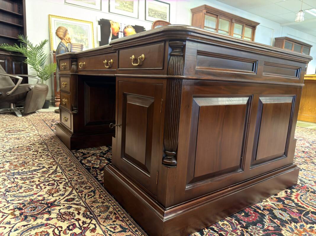 Bureau vintage anglais classique Partnerdesk