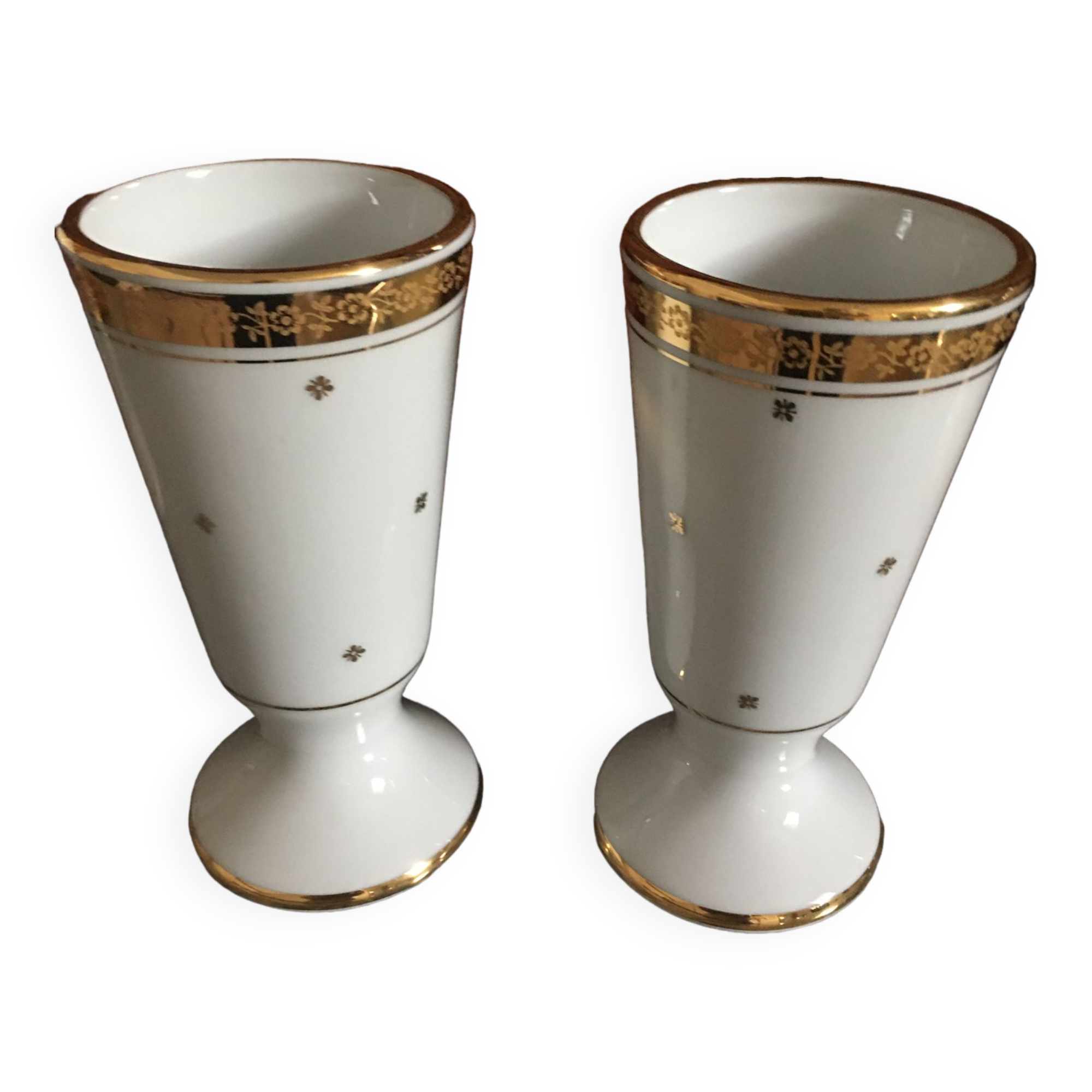 Pair of mazagrans in Limoges porcelain