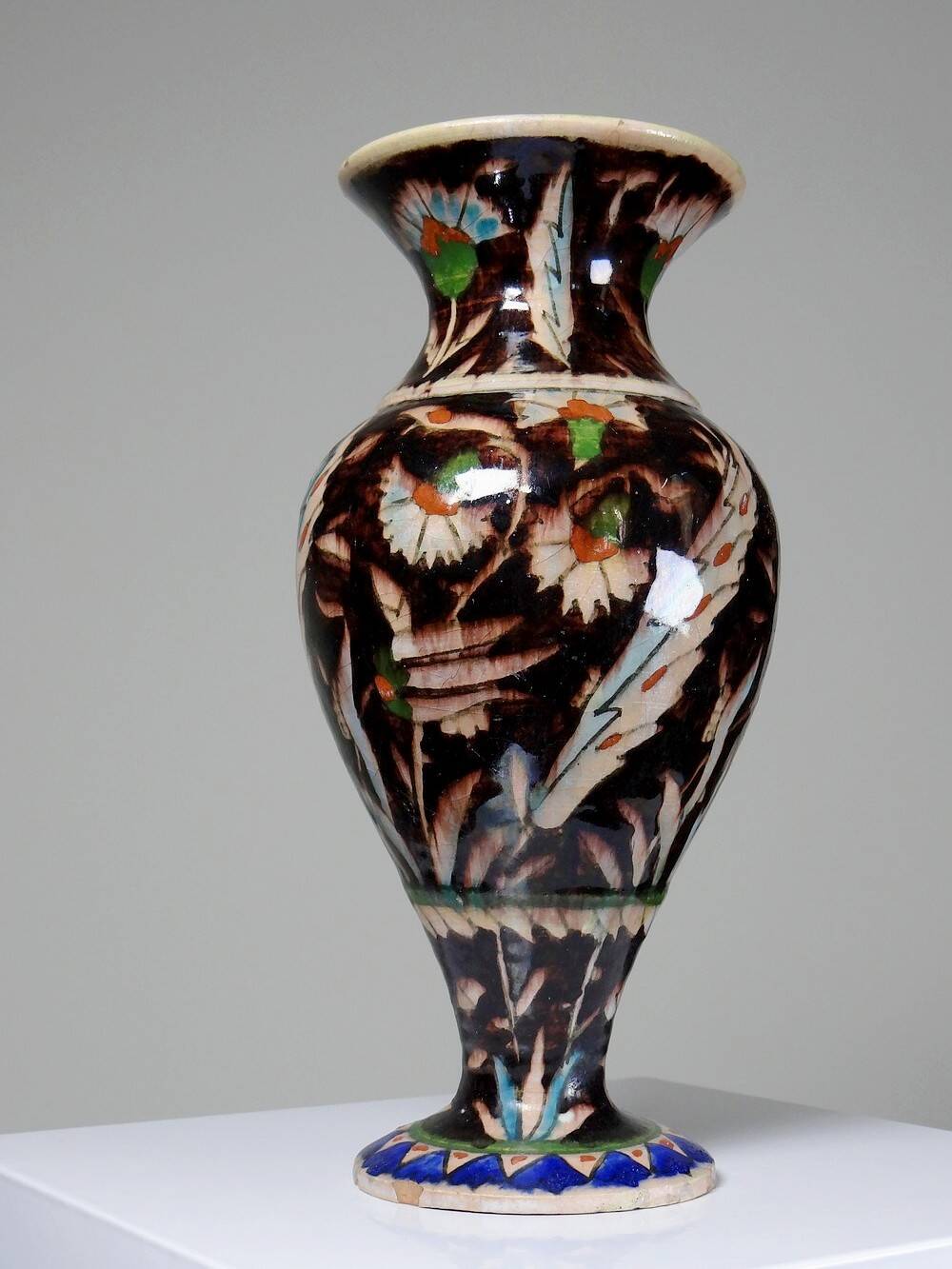 Karakashian-Balian ceramic pottery vase 19th-20th century