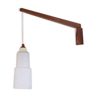 Scandinavian wall lamp "gallows" in wood and opaline 1960
