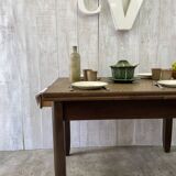 Extendable farm table
