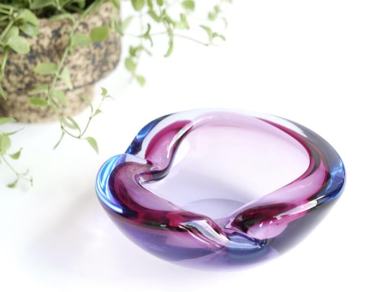 Vide poche Murano en verre rose et violet, années 50