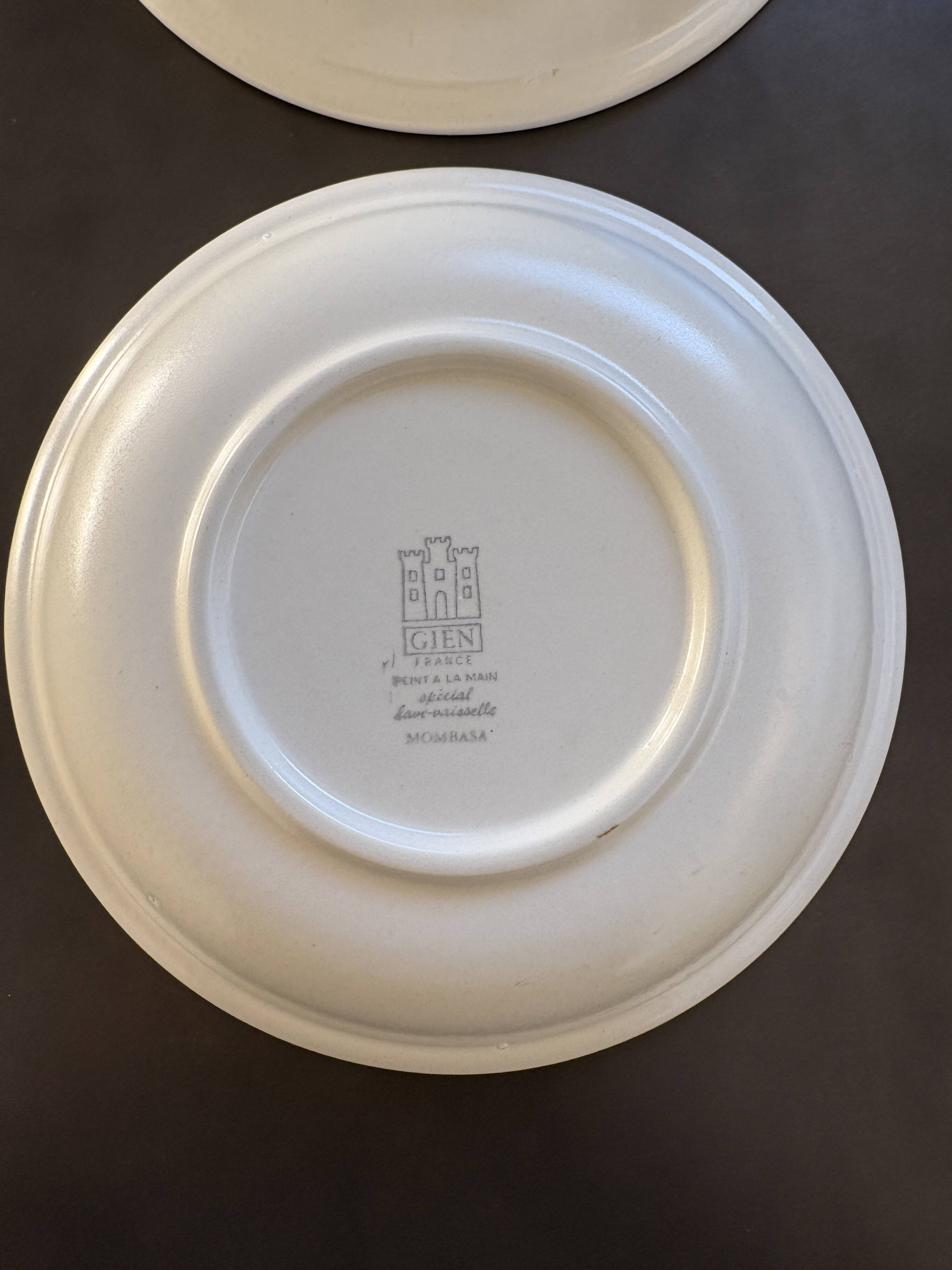 Two old deep plates gien