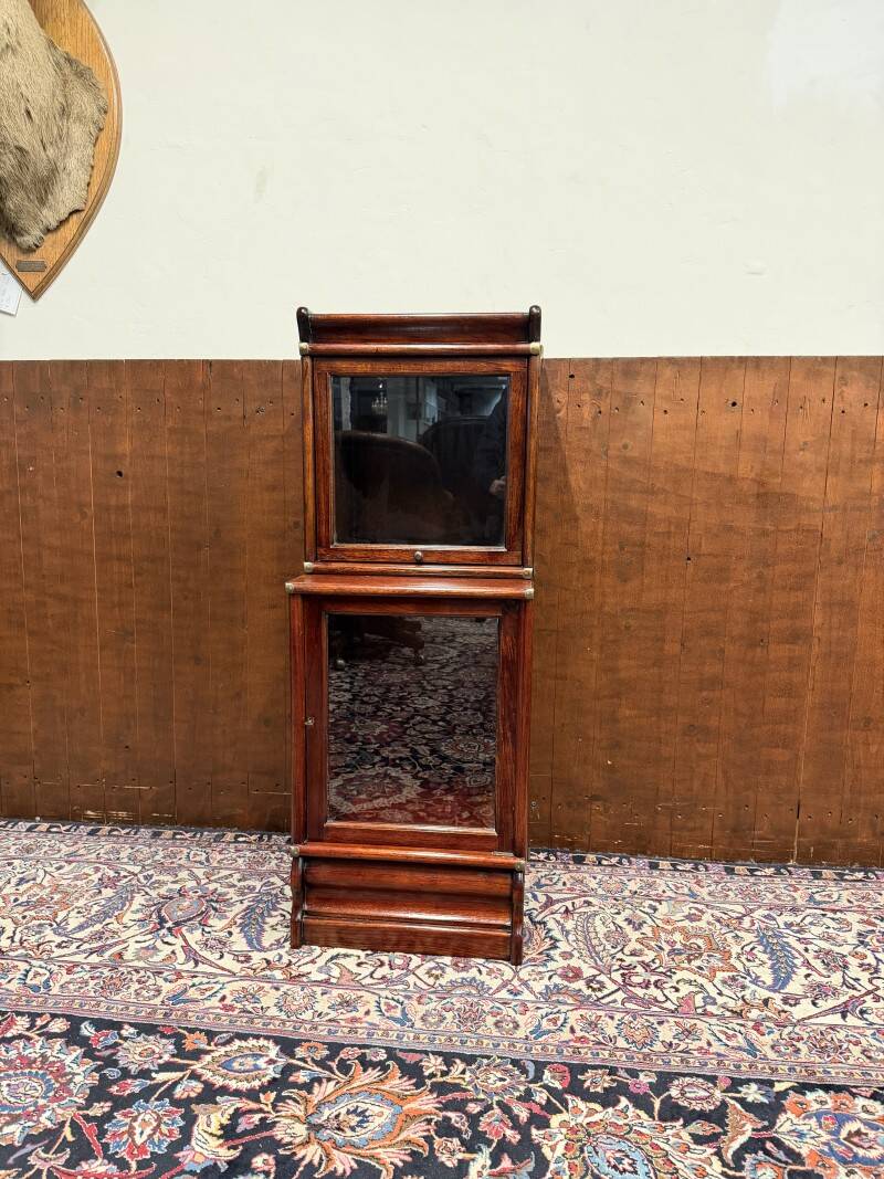 Low Classic English Bookcase Globe Wernicke