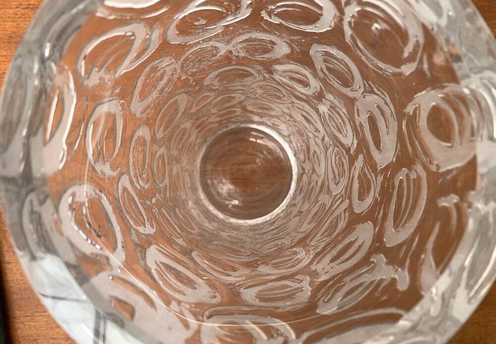 Large vase in raw glass, 1970s brutalism.