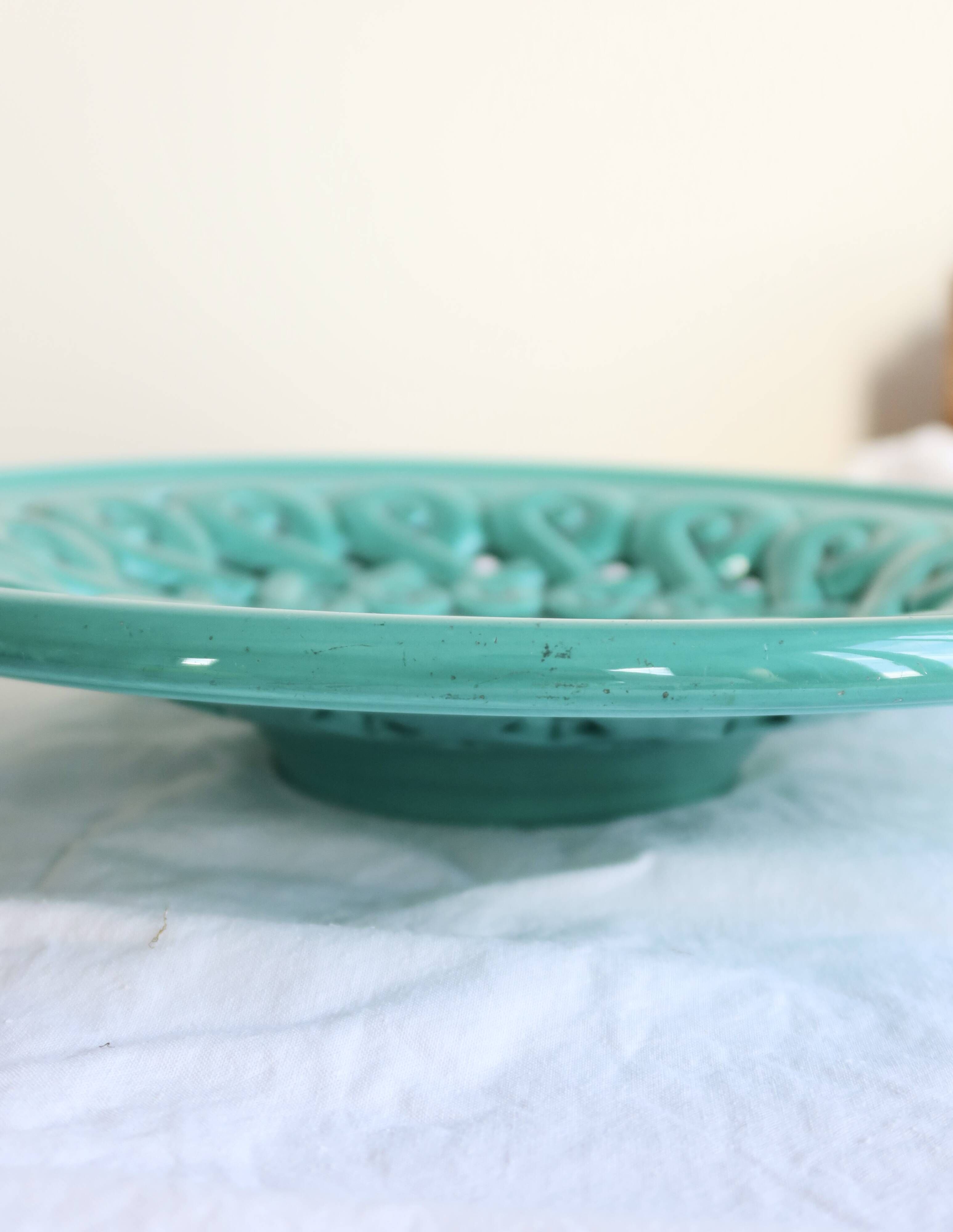 Large vintage turquoise ceramic bowl – Openwork braided pattern