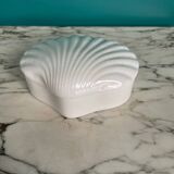 Heinrich white porcelain shell box