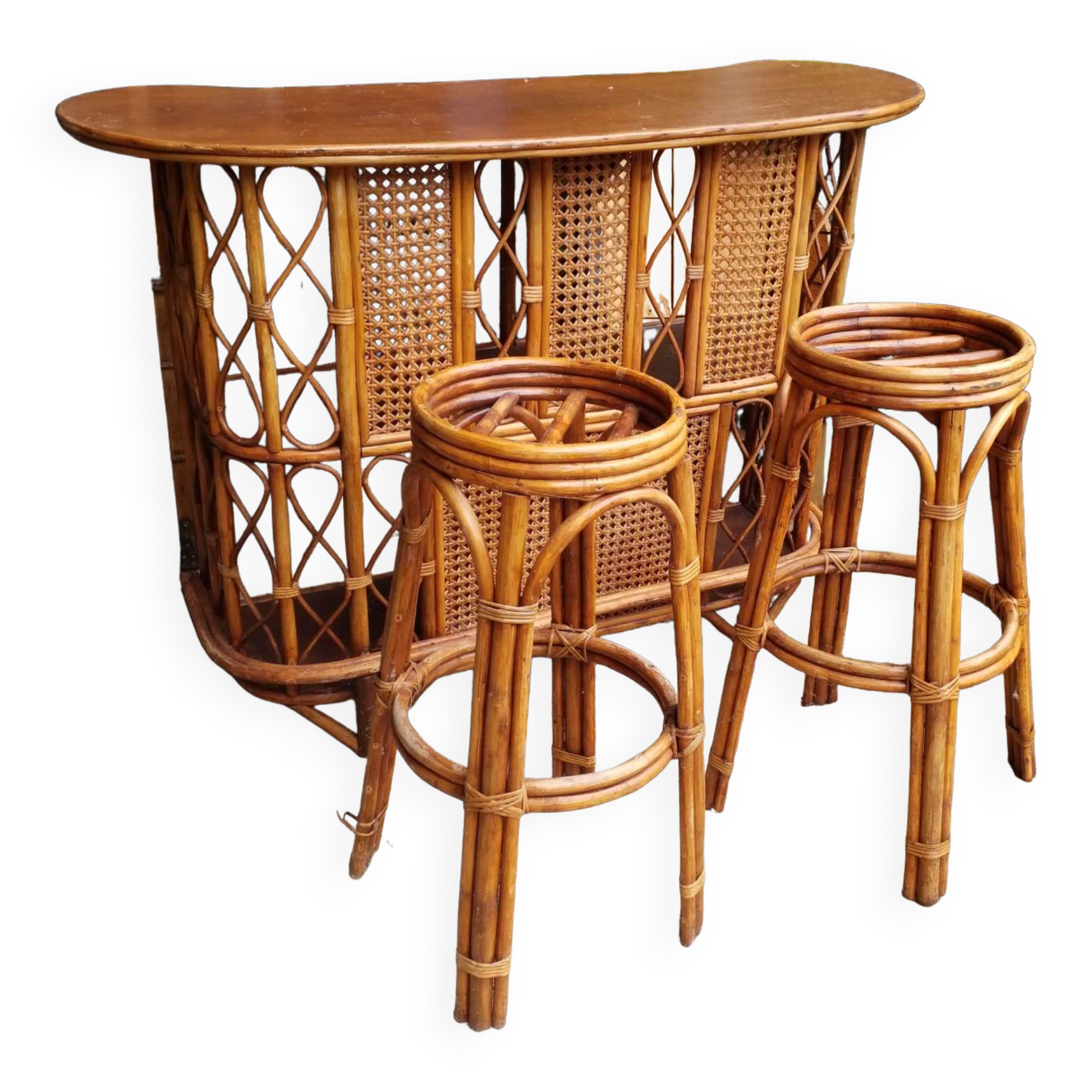 Bamboo bar