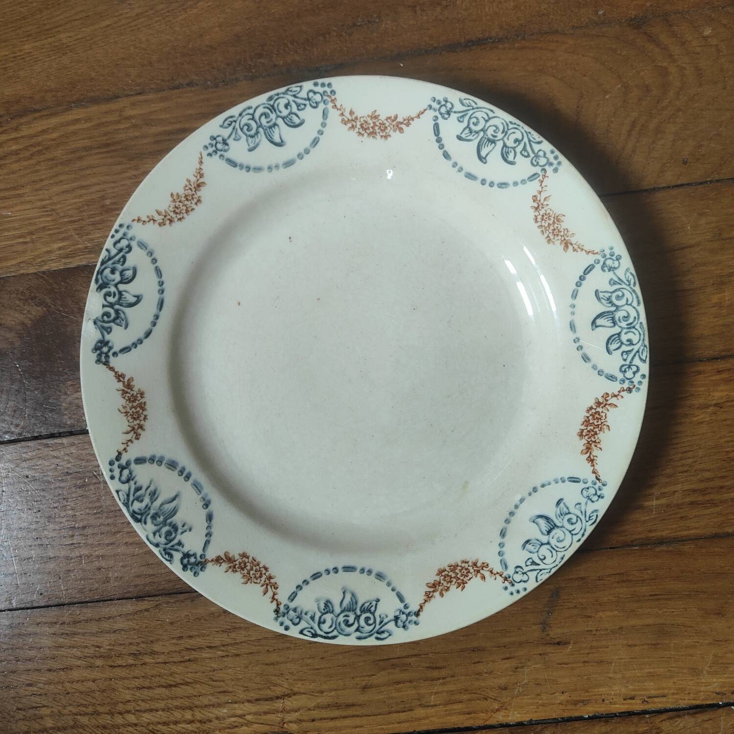 Longwy iron earth dessert plates