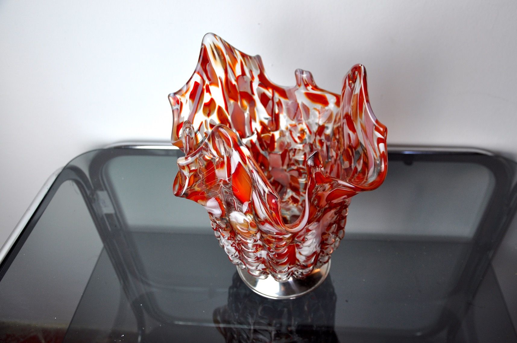 Red and white seguso vase in murano glass, Italy, 1960