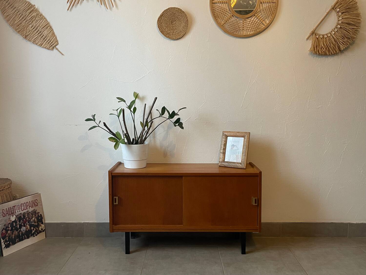 Small vintage sideboard/TV unit from the 1960s
