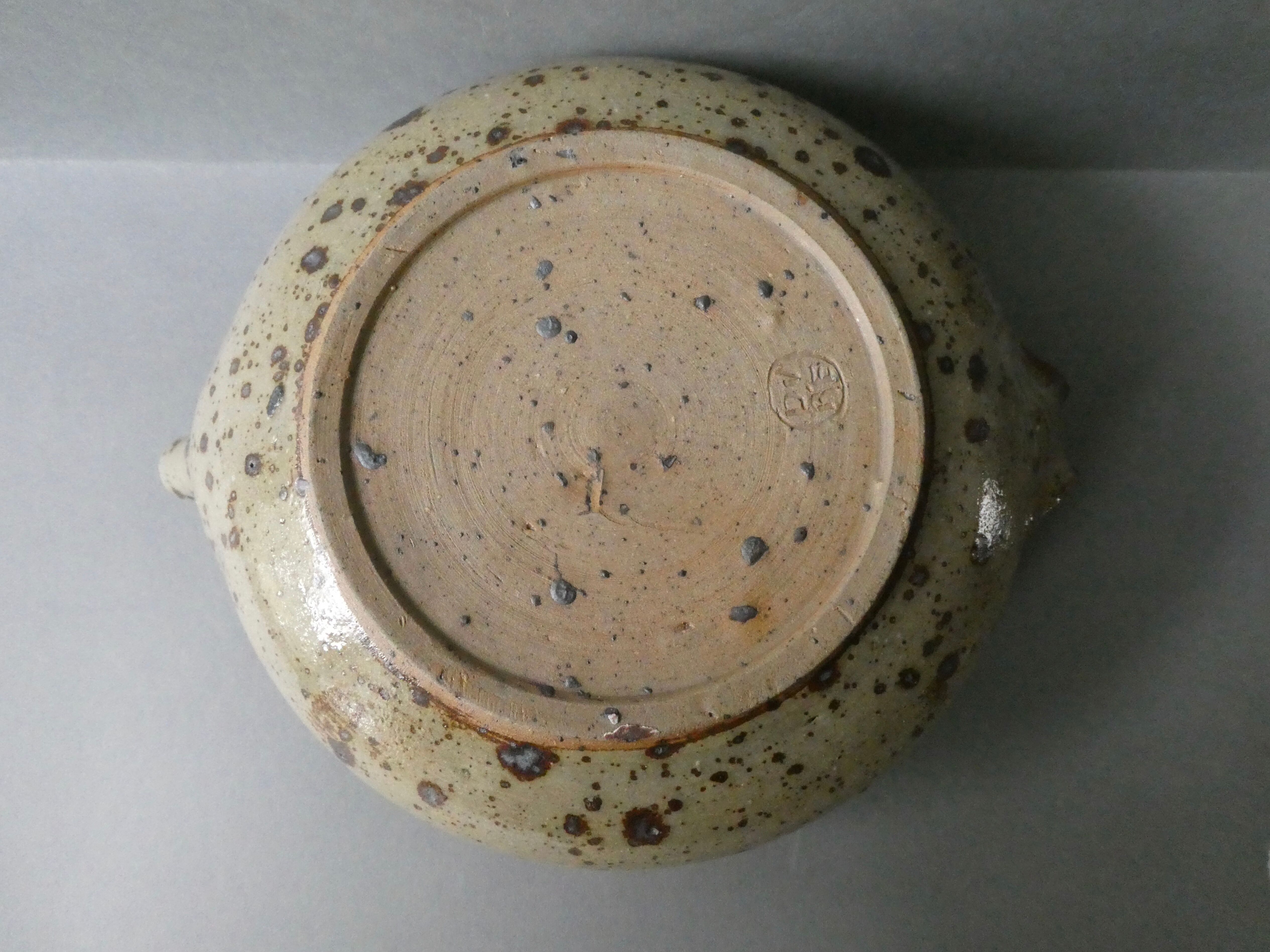 Pyrity sandstone tea, signed