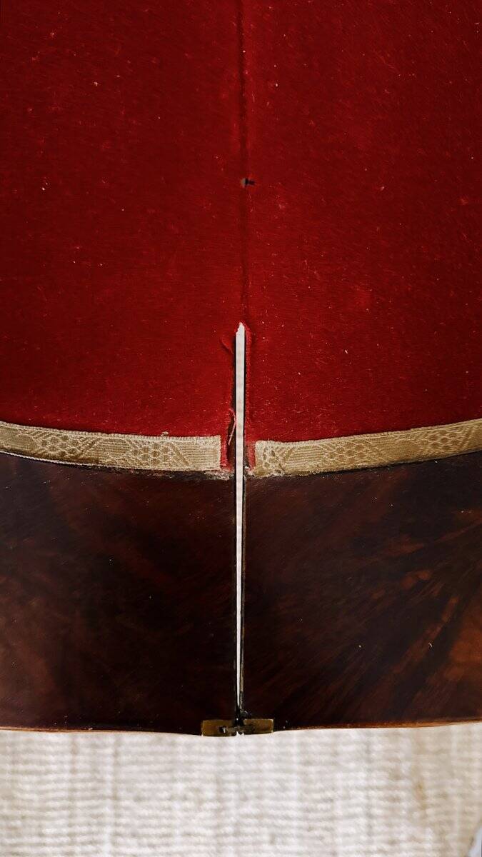 Table de jeu en acajou Louis Philippe