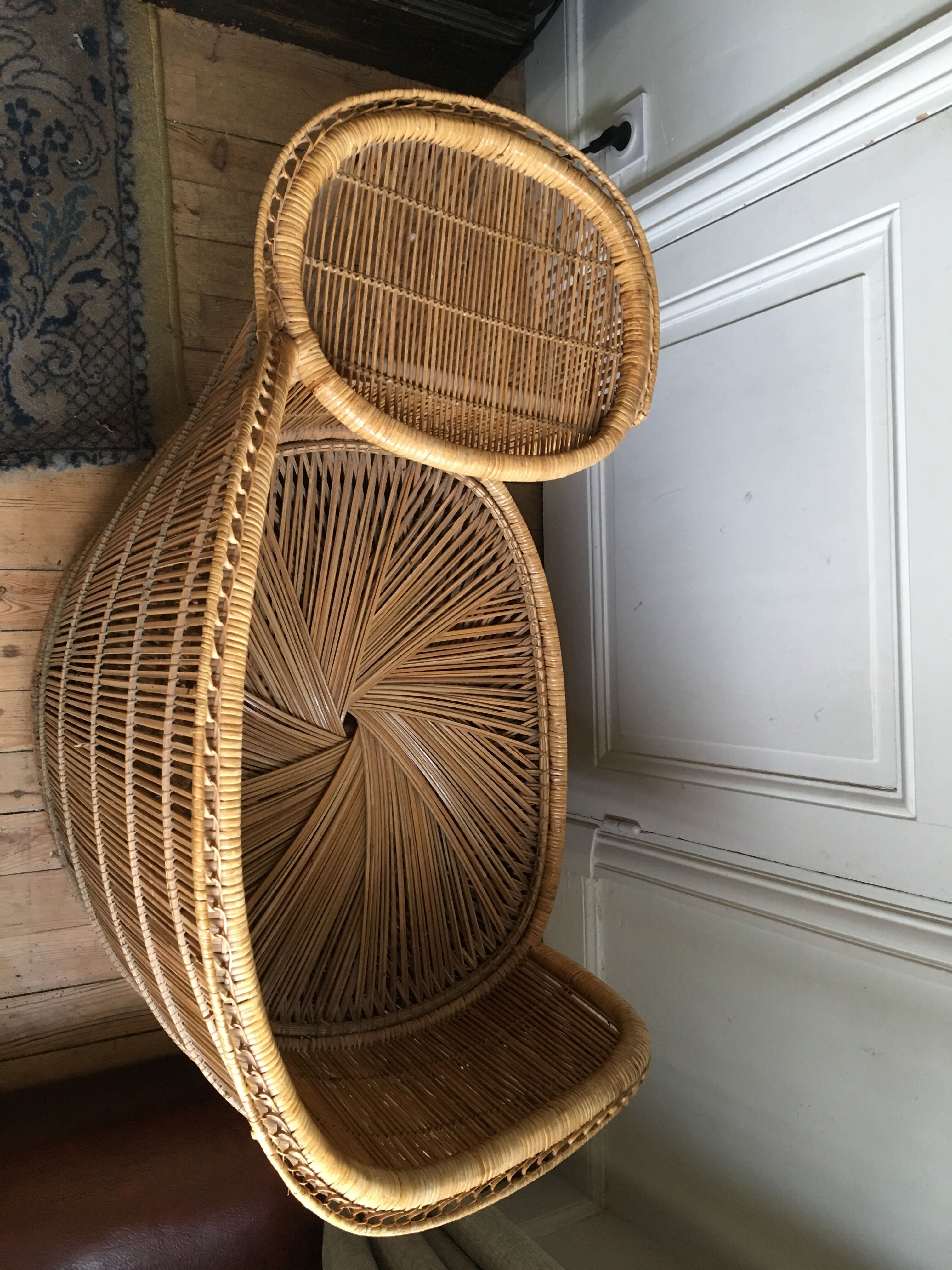 Rattan armchair with tablet