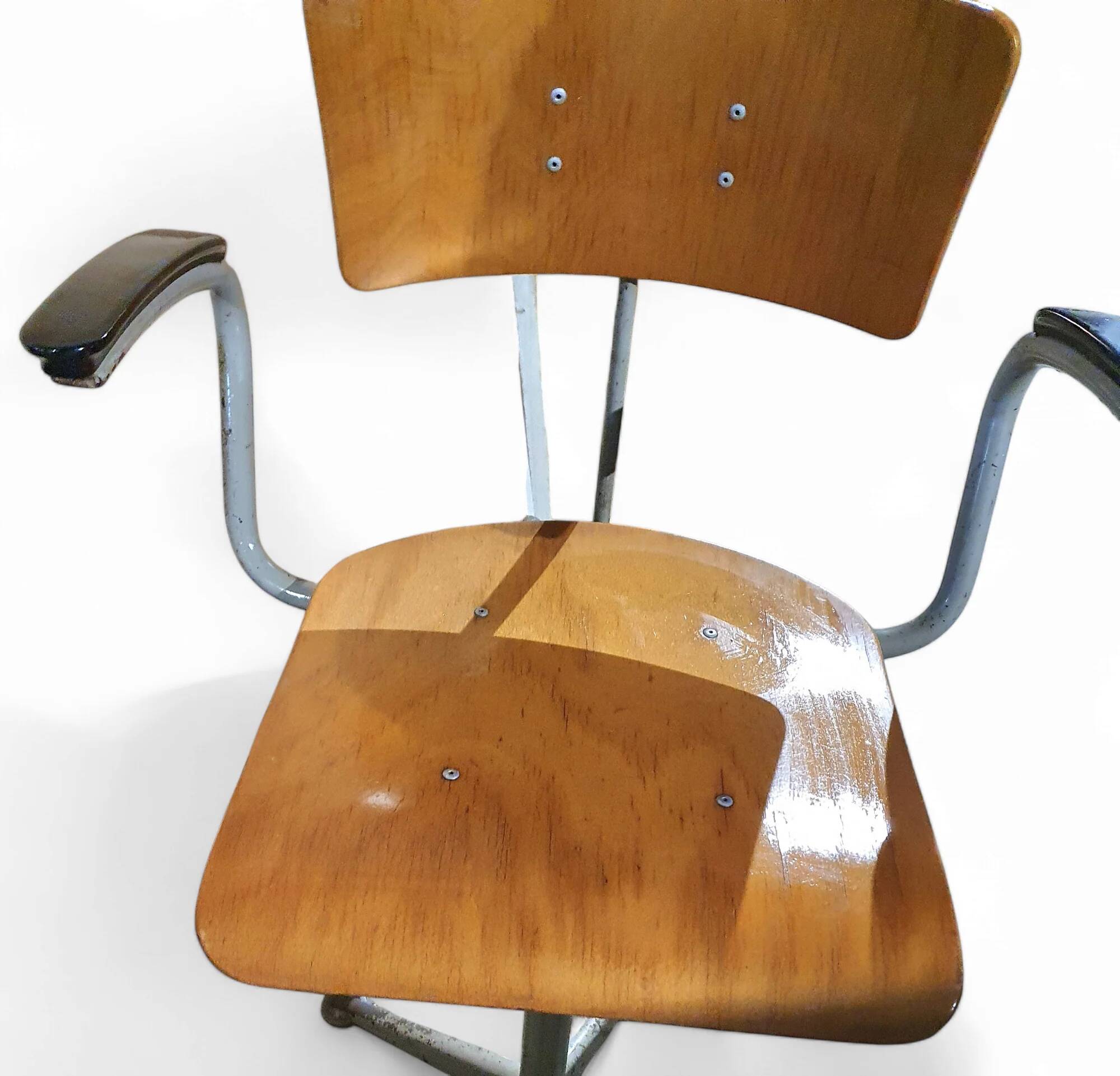 Friso Kramer for Ahrend Cirkel studio chair with arms / 1960s