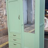 Vintage parisian wooden slip-up