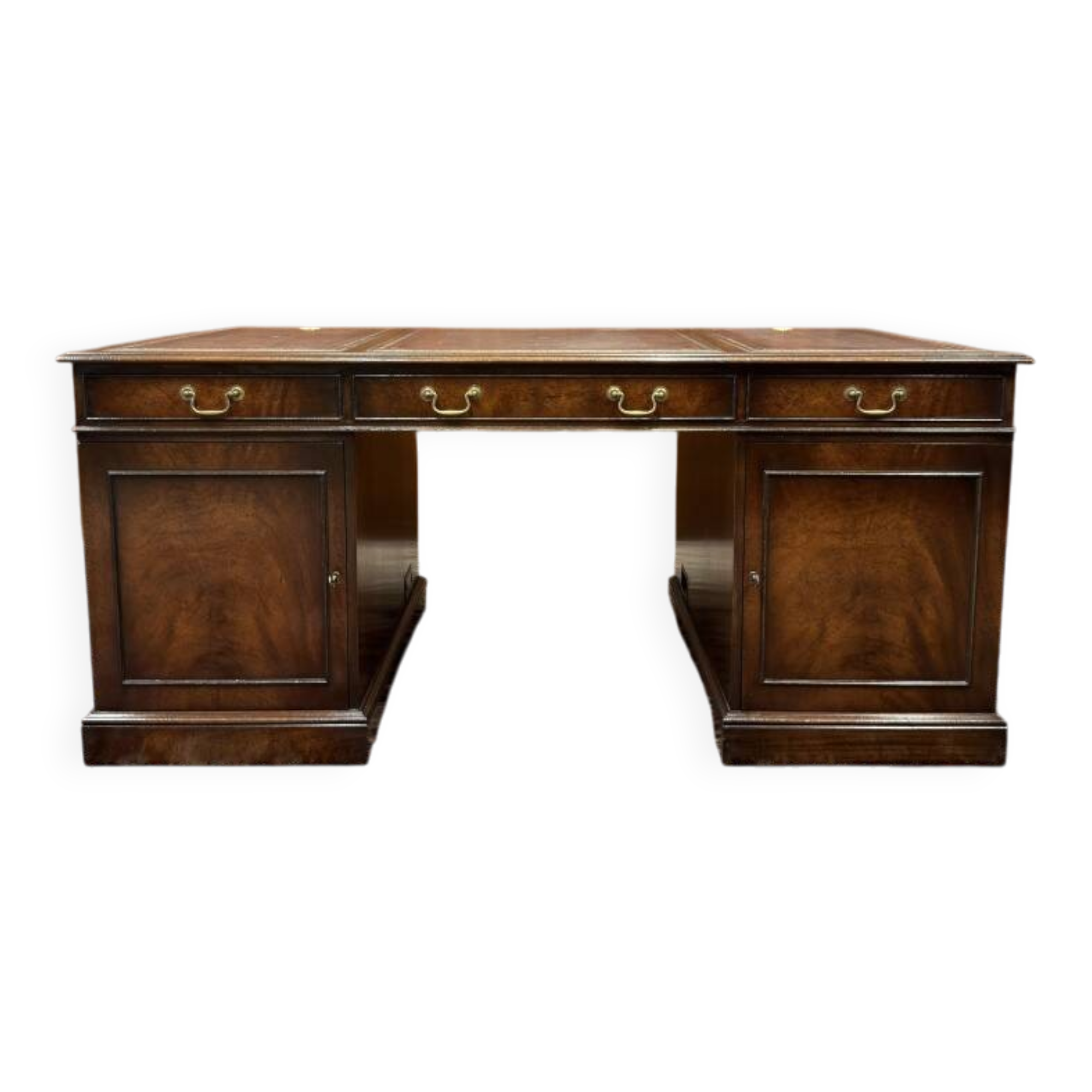 Classic English Chesterfield Desk