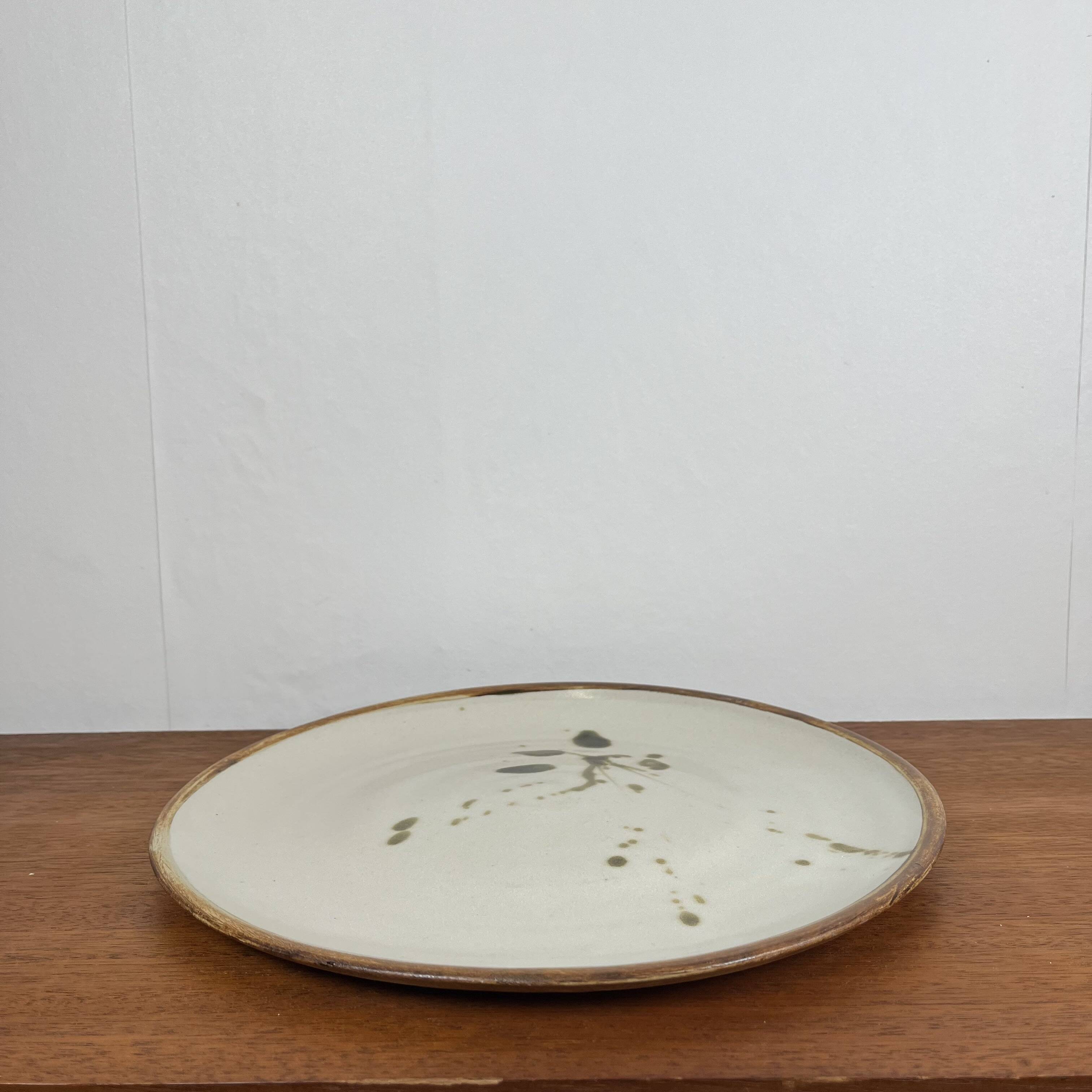 Round dish / Cake dish "La Colombe", 1950/60, Madeleine Brault