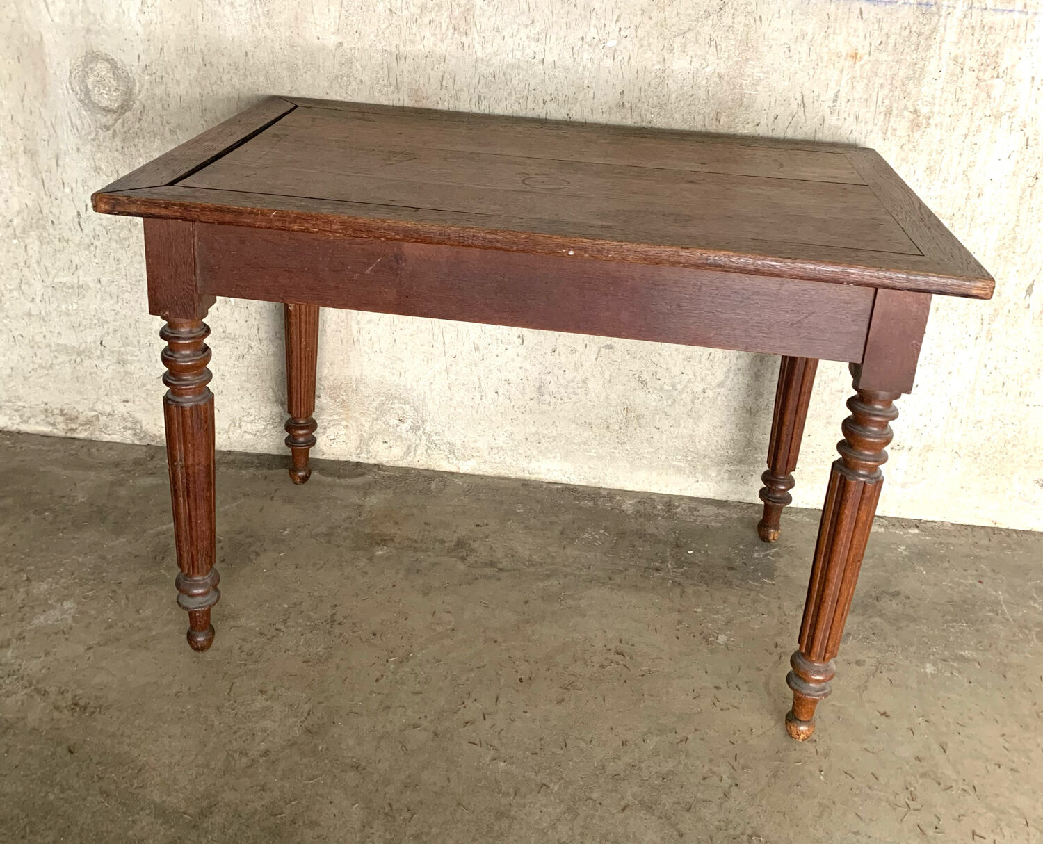 Farmhouse table