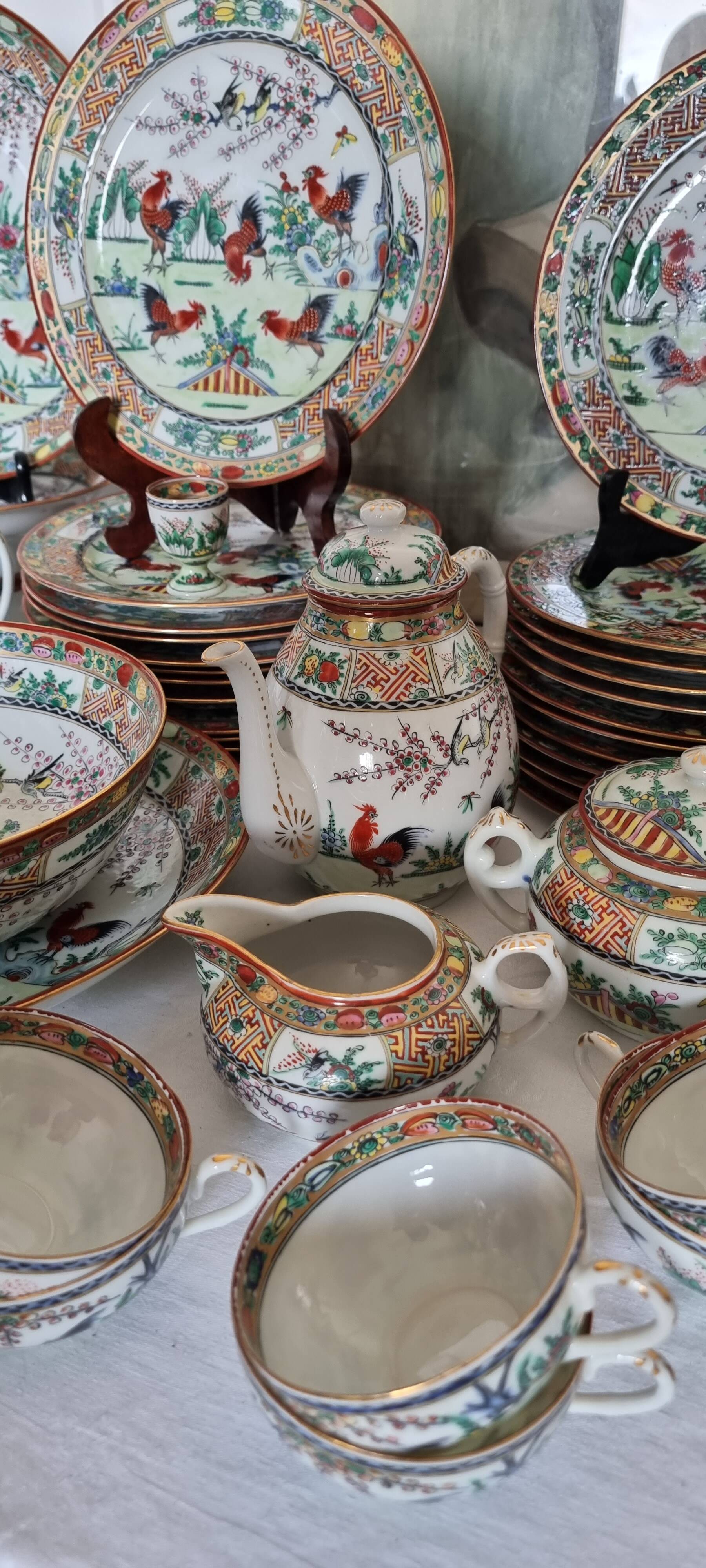 Large semi-deep Macau porcelain platter (1971) - Authentic piece