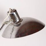 Articulated desk lamp in chrome metal by André Lavigne for Aluminor 1960.