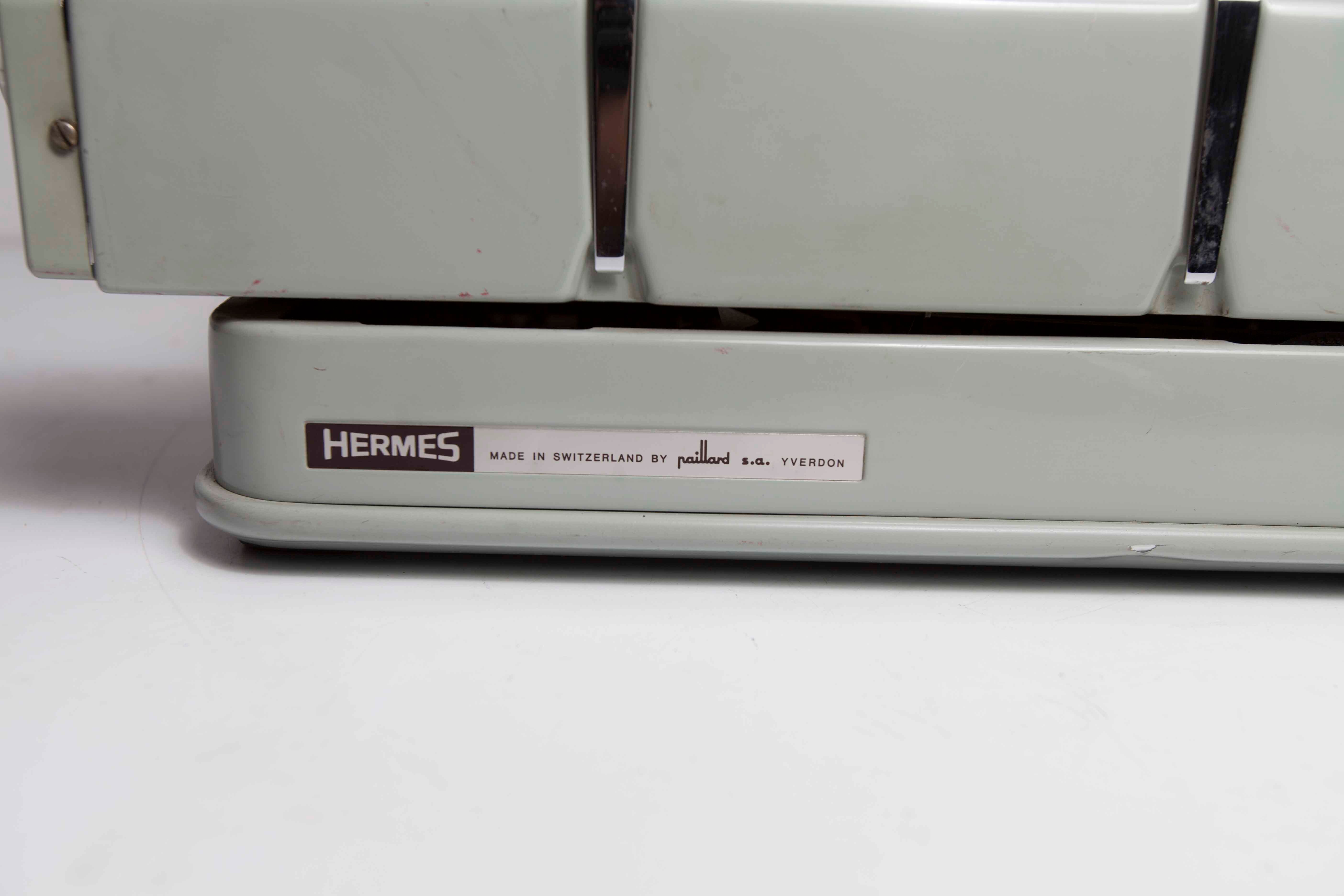 Hermes 3000 typewriter cleaned and tested