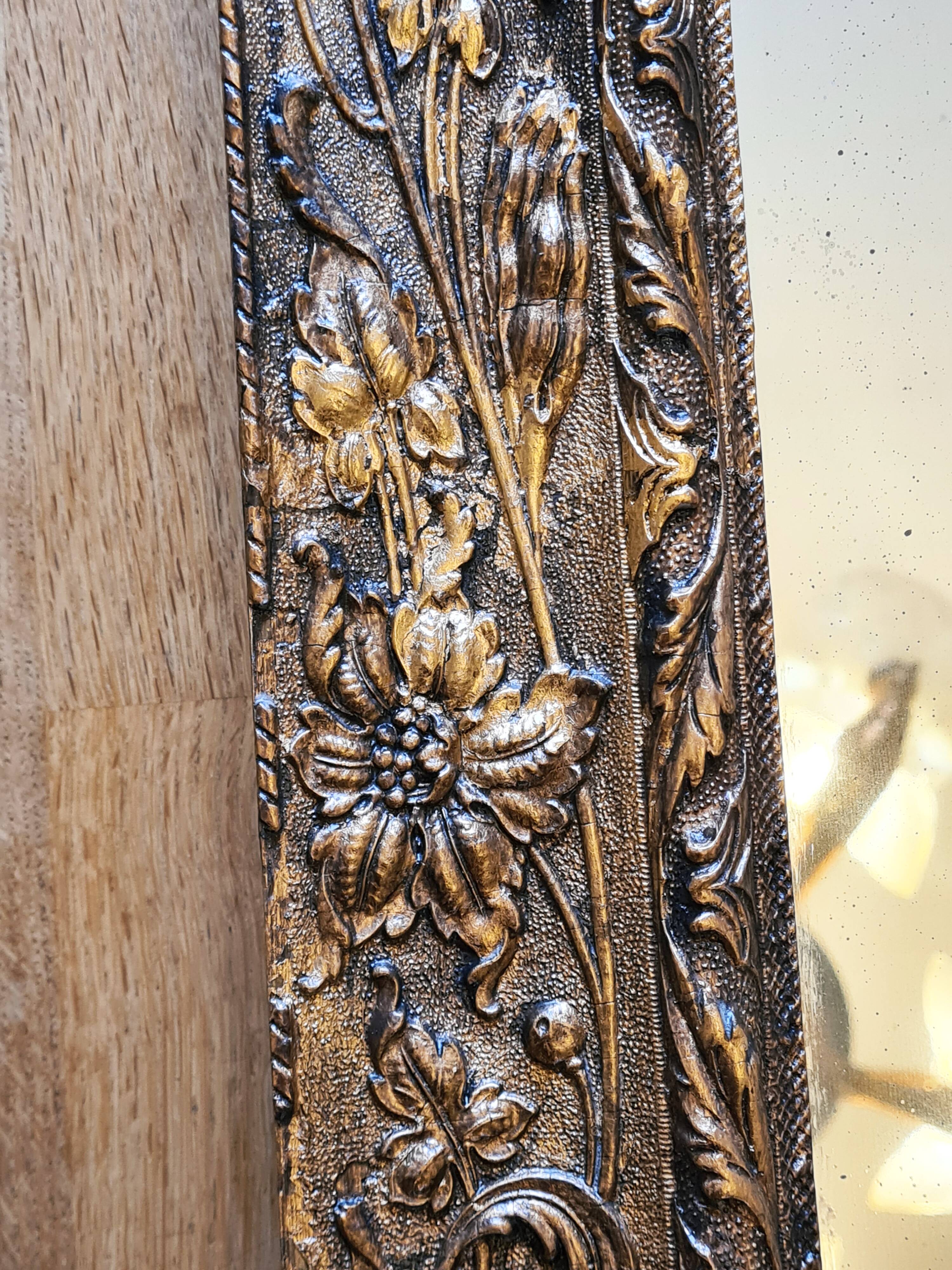 Miroir “Clotilde” – décor floral doré