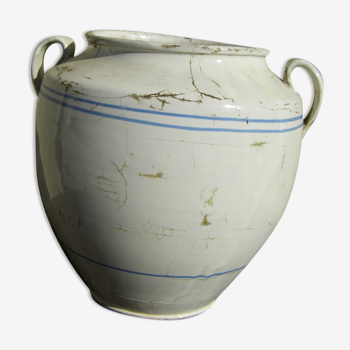 Ceramic pot