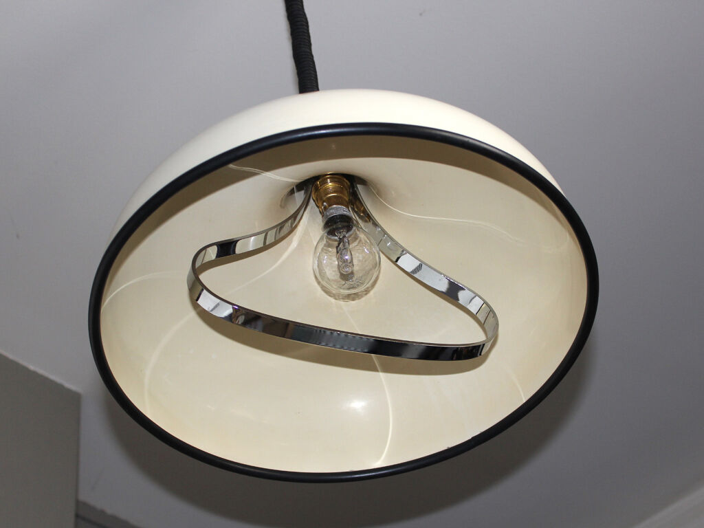 Ufo space-age hanging lamp