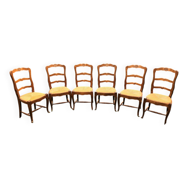 6 chaises en merisier de style Louis XV