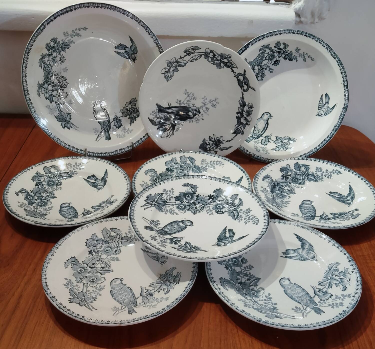 Iron Earth Service Tits