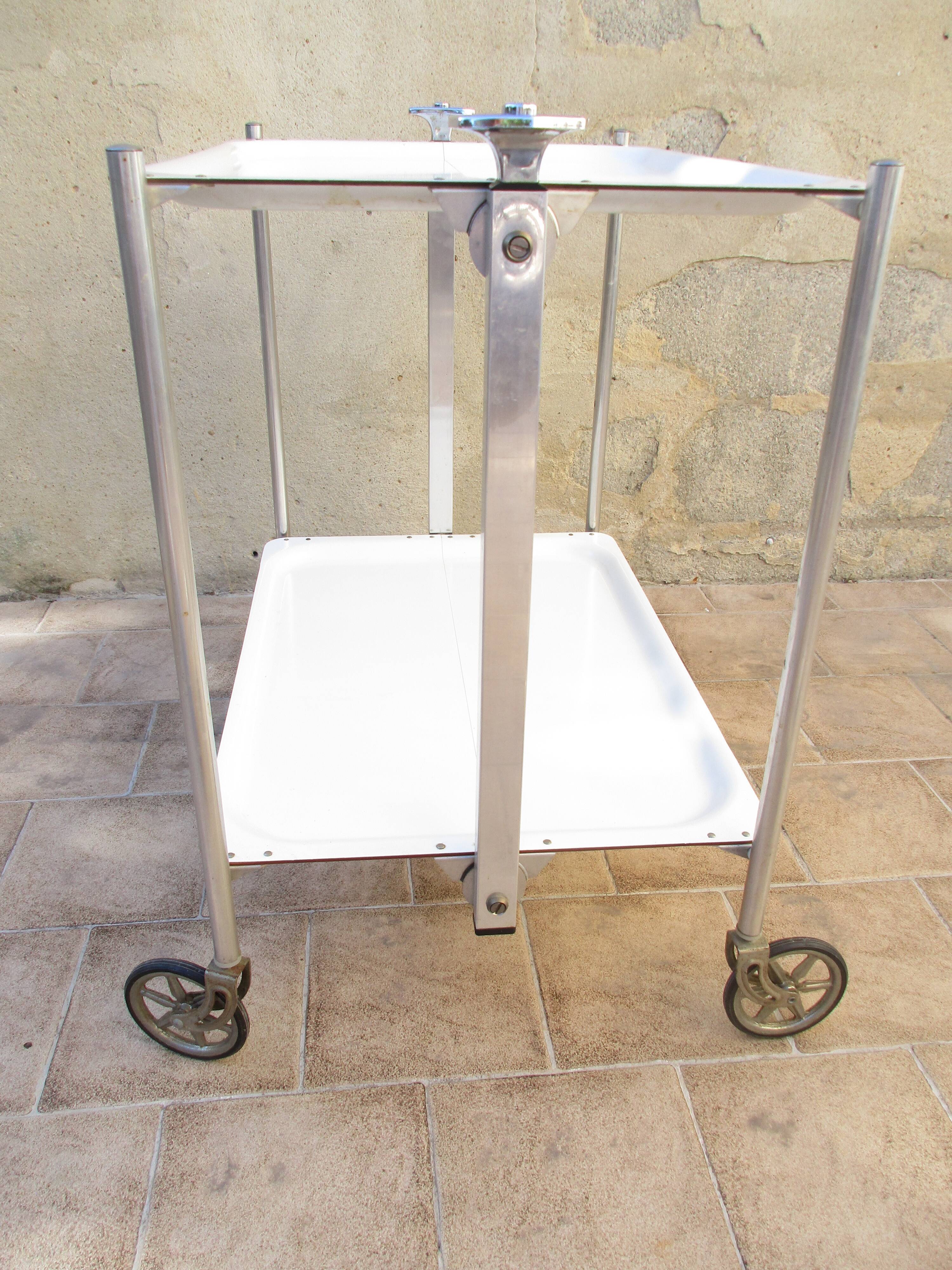 Roller folding extra table