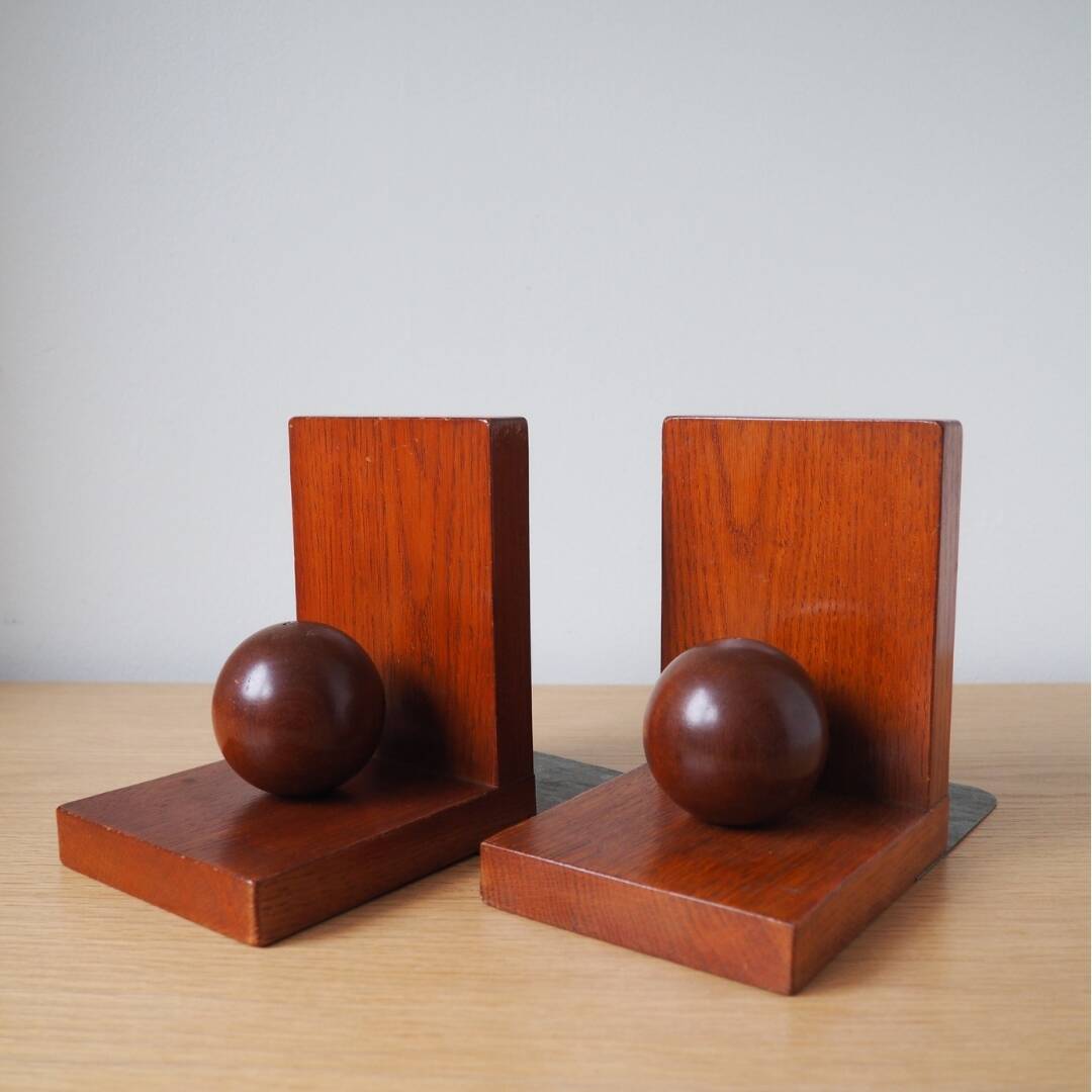 Pair (2) Wooden Bookends - Amsterdam School - 1920s, the Netherlands