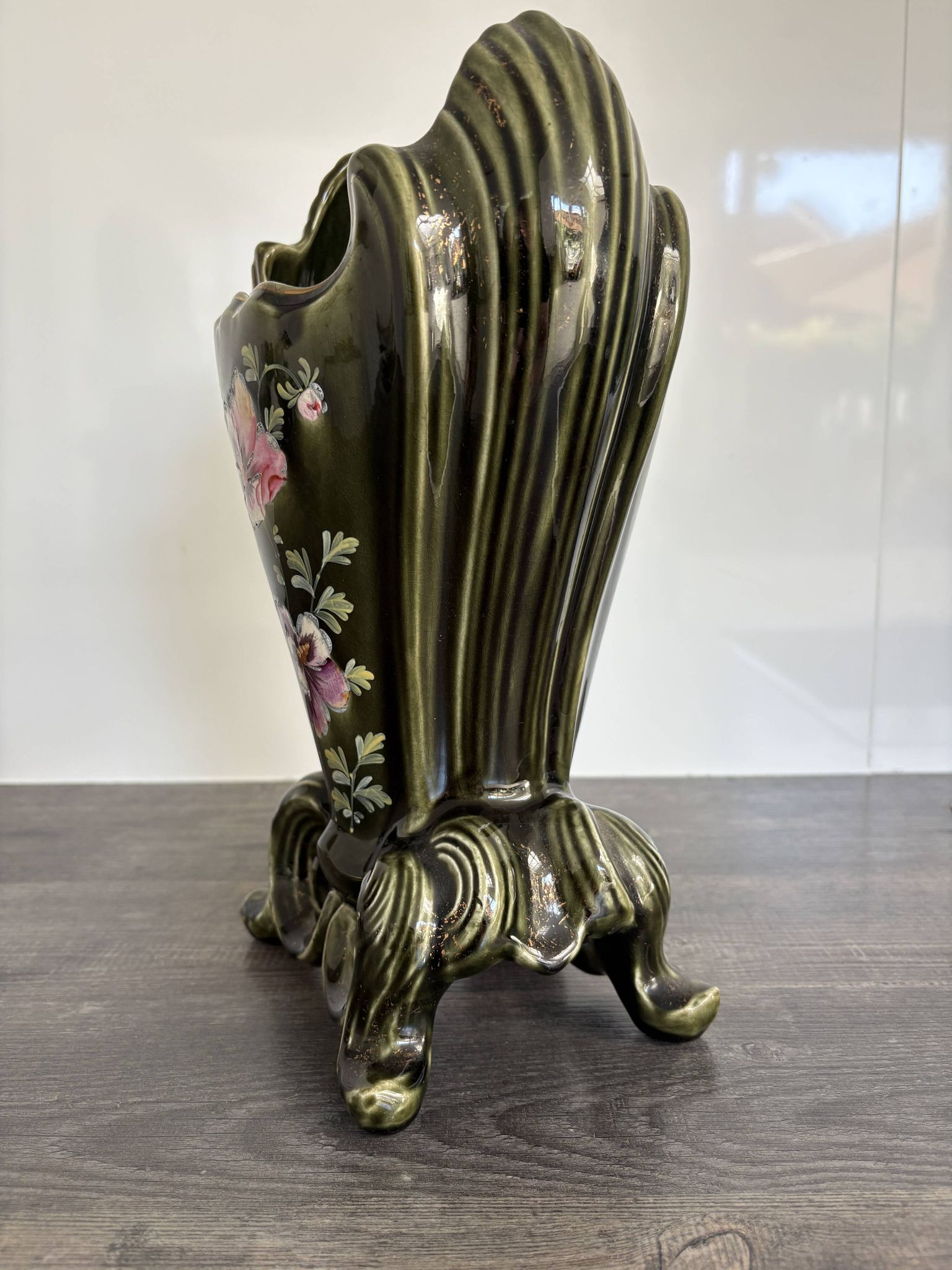 Vase ancien en céramique émaillée