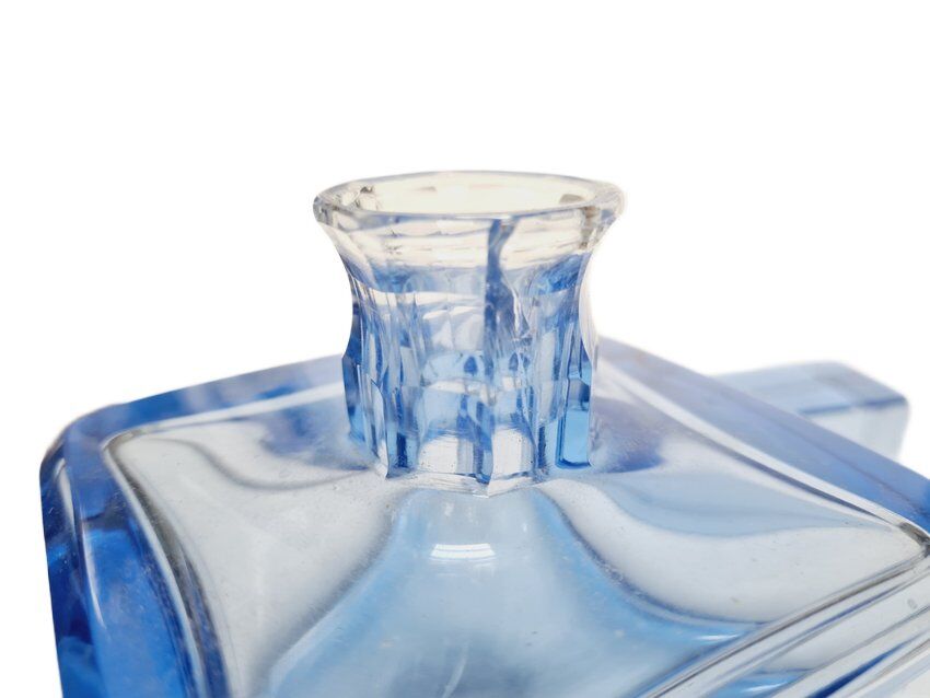 Czechoslovakian Art Deco carafe from Moser, 1930s