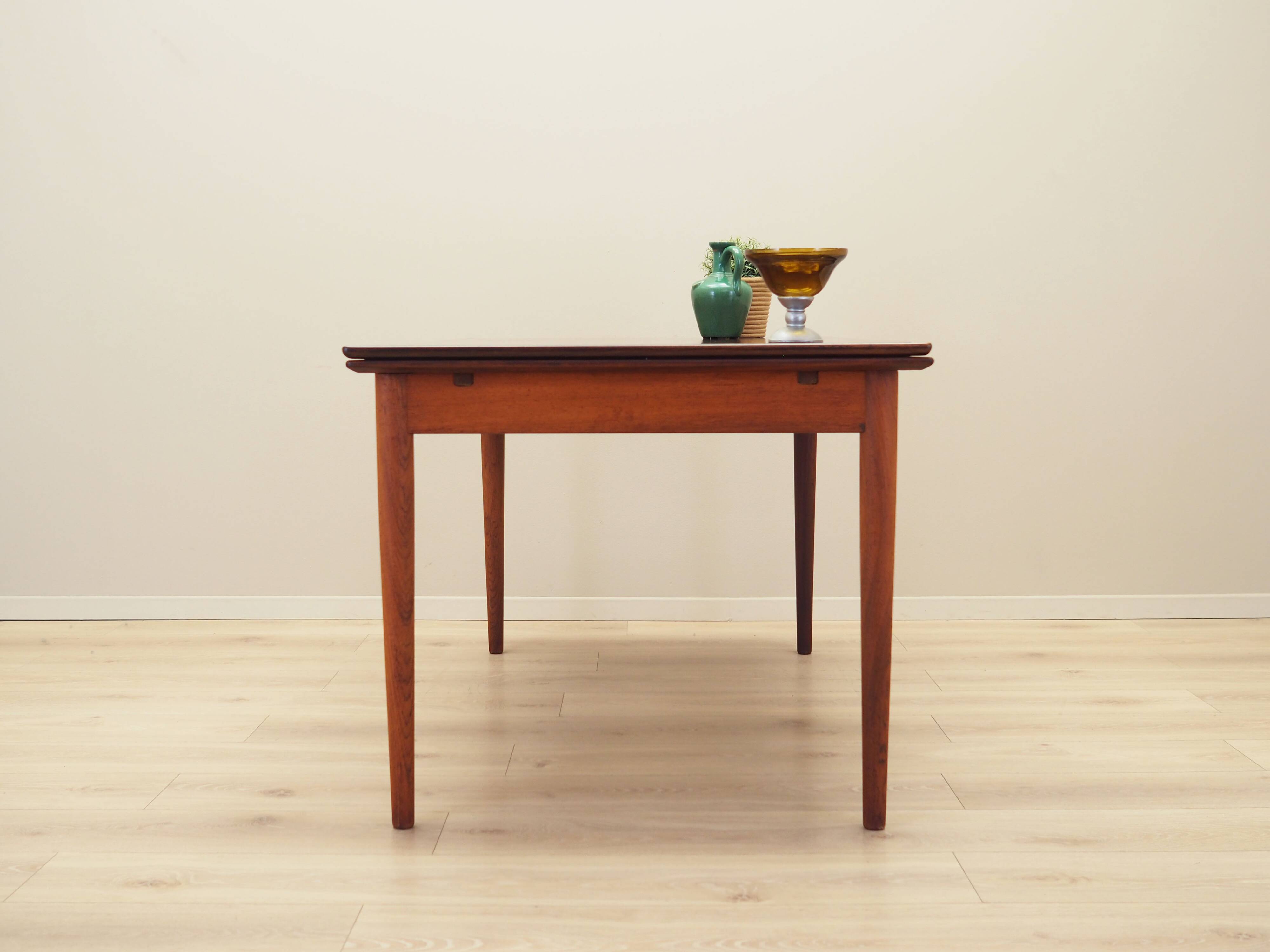 Rosewood table, Danish design, 1970s, production: Denmark