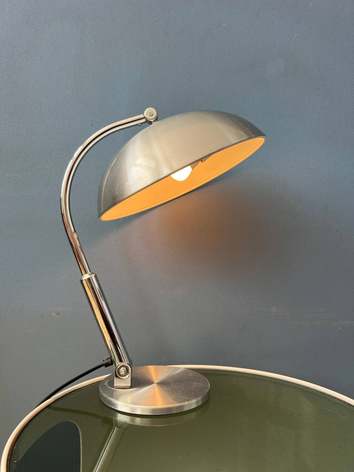 Silver 'Bauhaus' Hala Busquet / Hala 144 table lamp by Herman Busquet