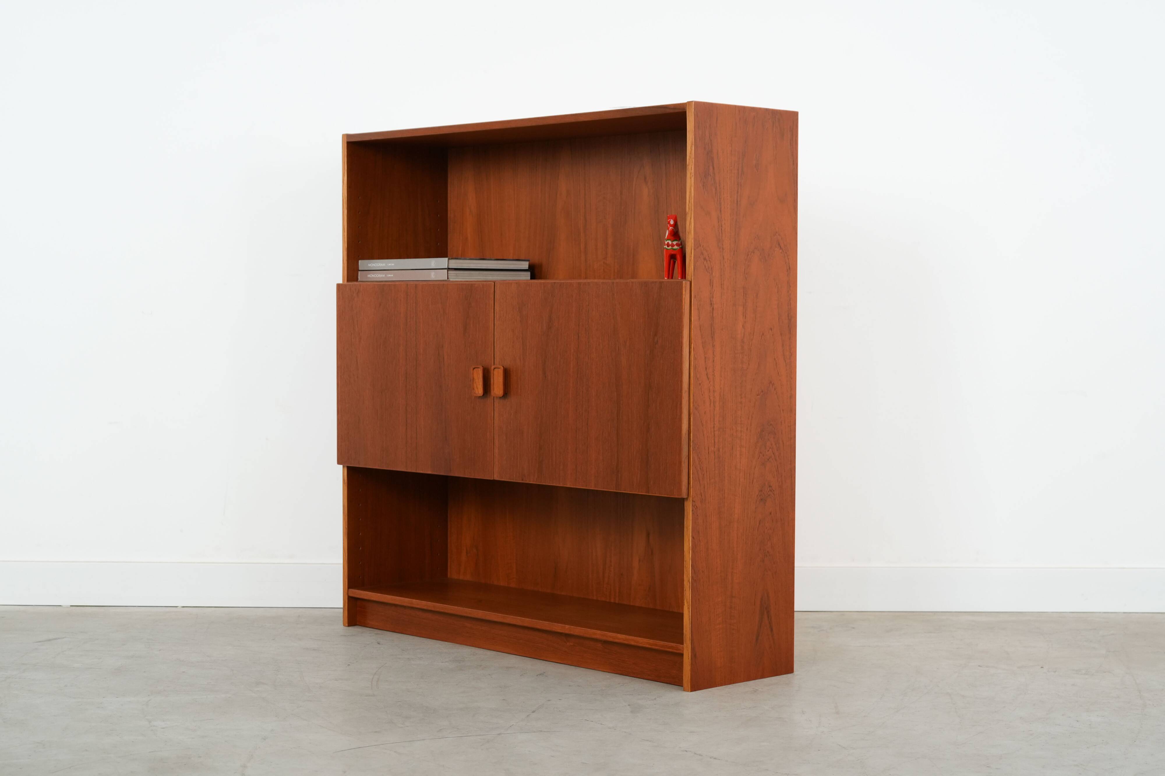 Teak bookcase, Danish design, 1970s, production: Denmark
