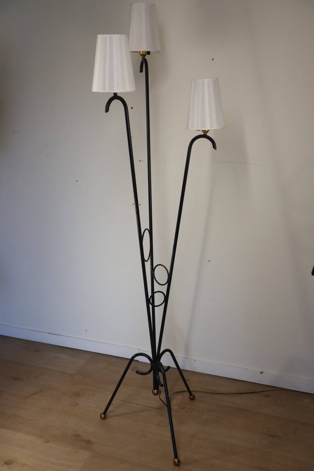 Tripod floor lamp in tubular metal - 1950s