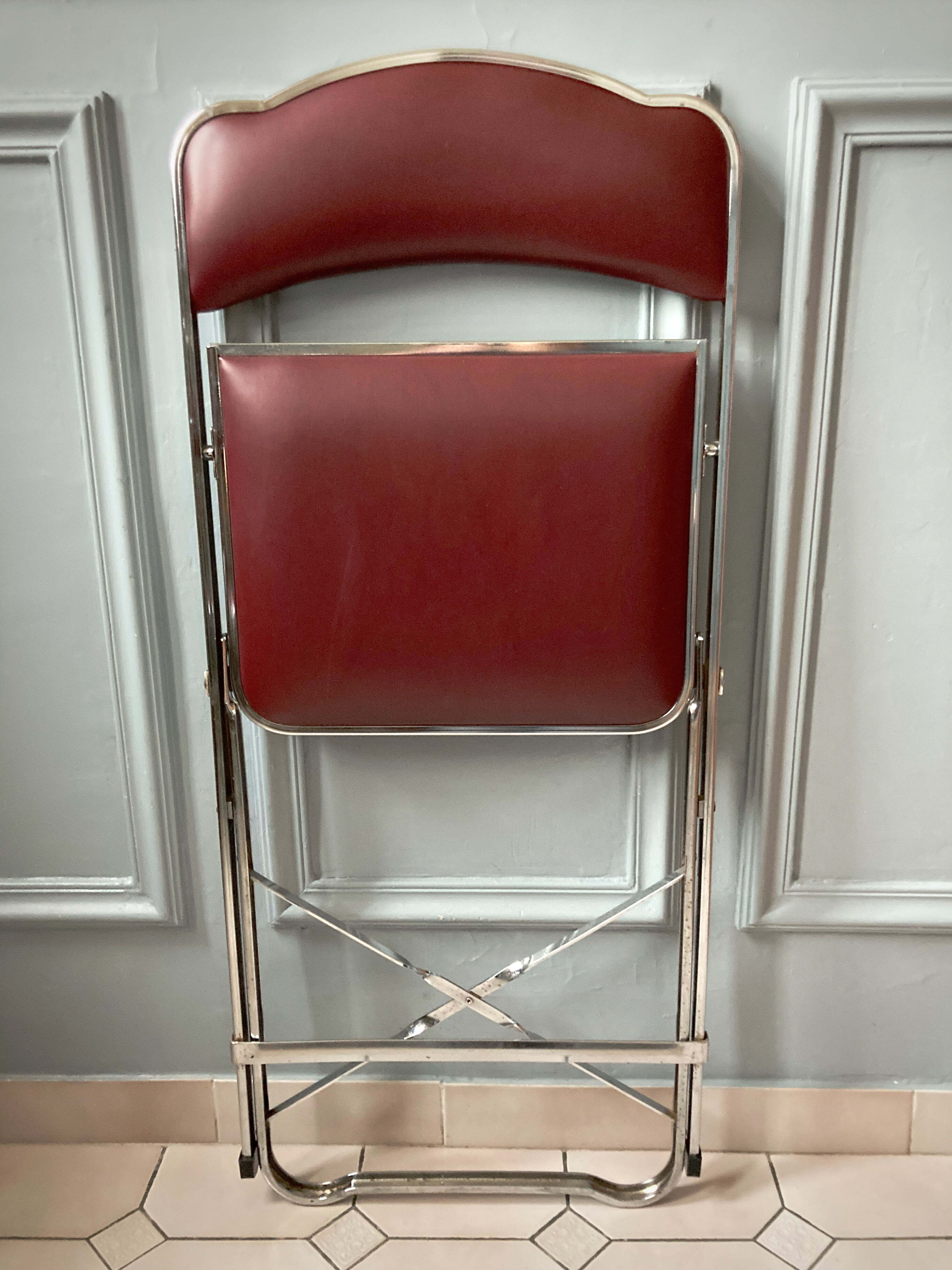 4 vintage folding chairs in chrome