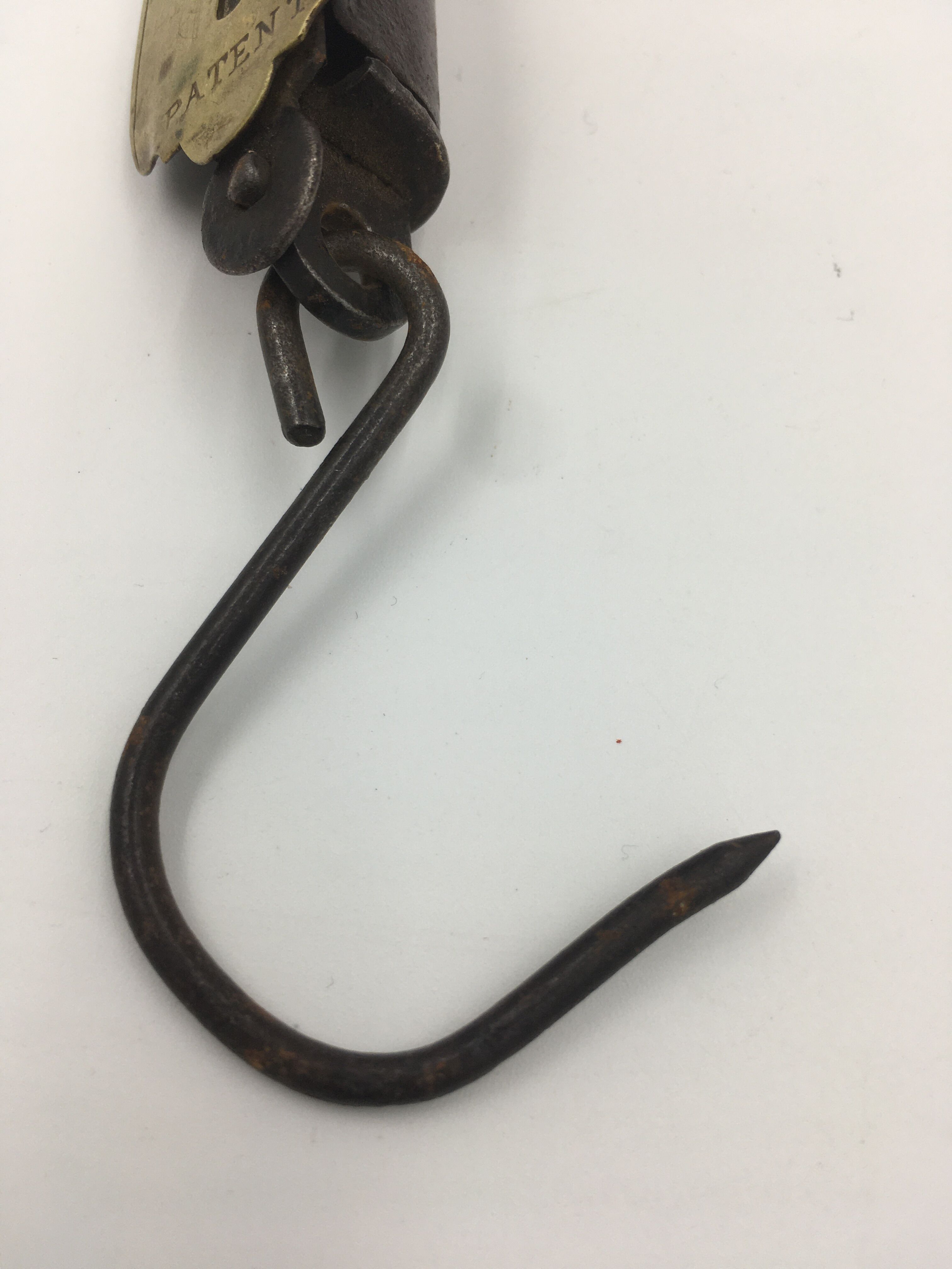 Hughes's pocket scale