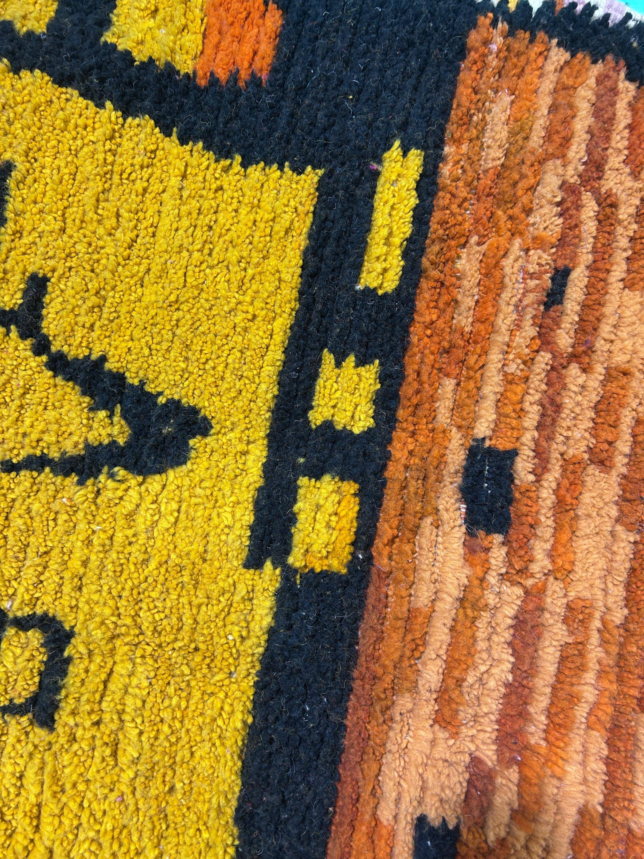 Large artisanal Moroccan rug 2.5 x 1.5 m