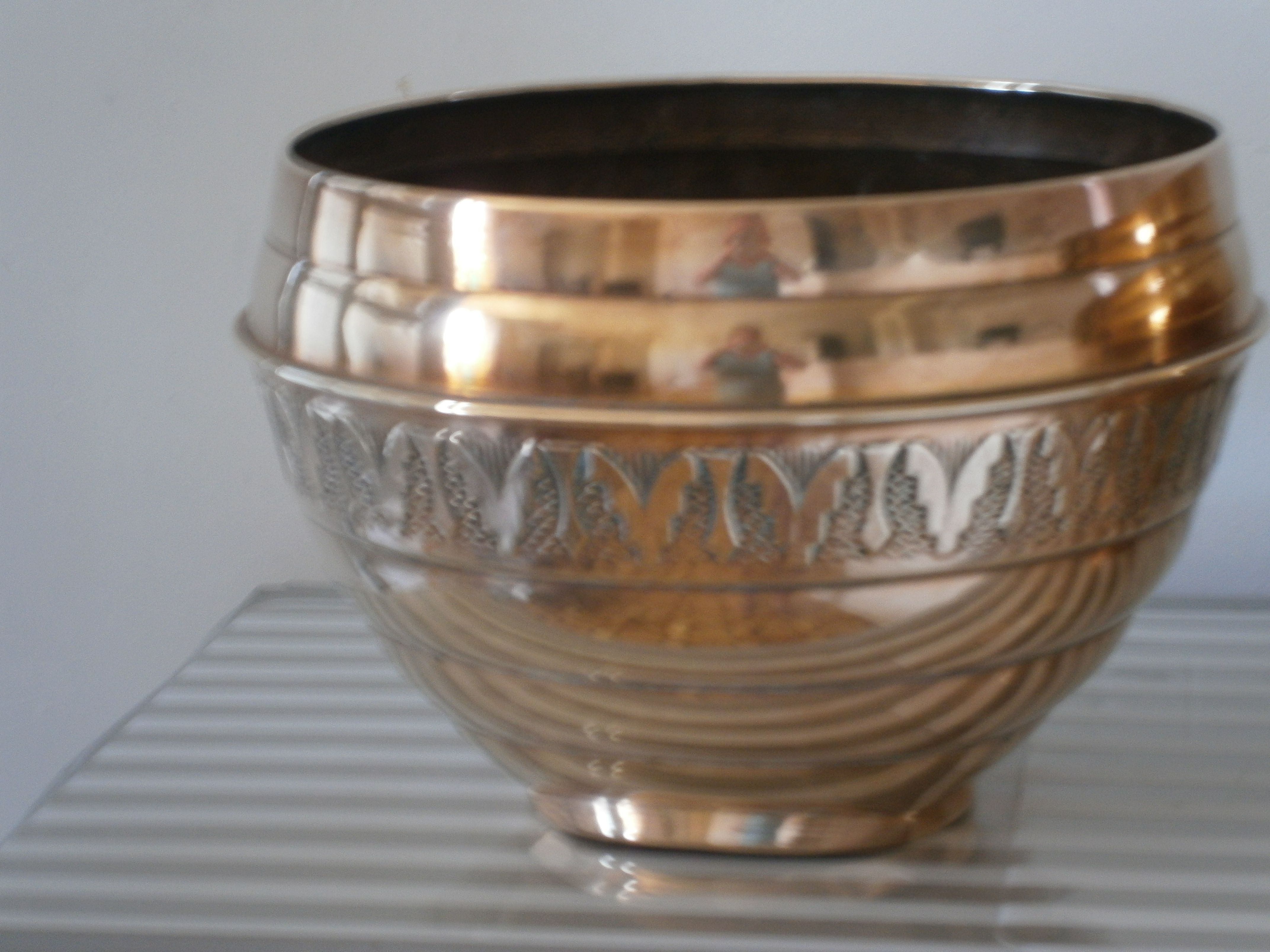 Cache pot