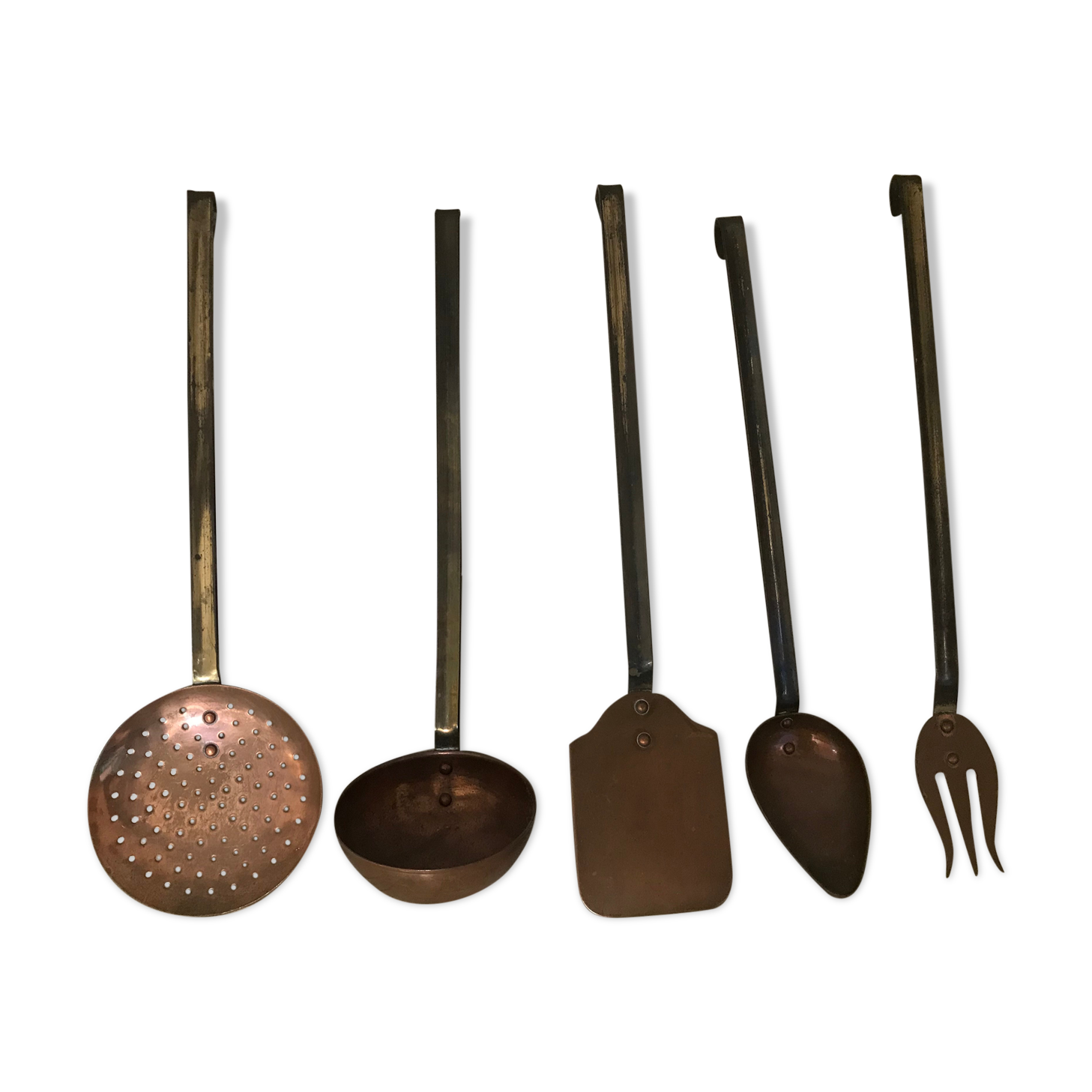 Copper kitchen utensils set