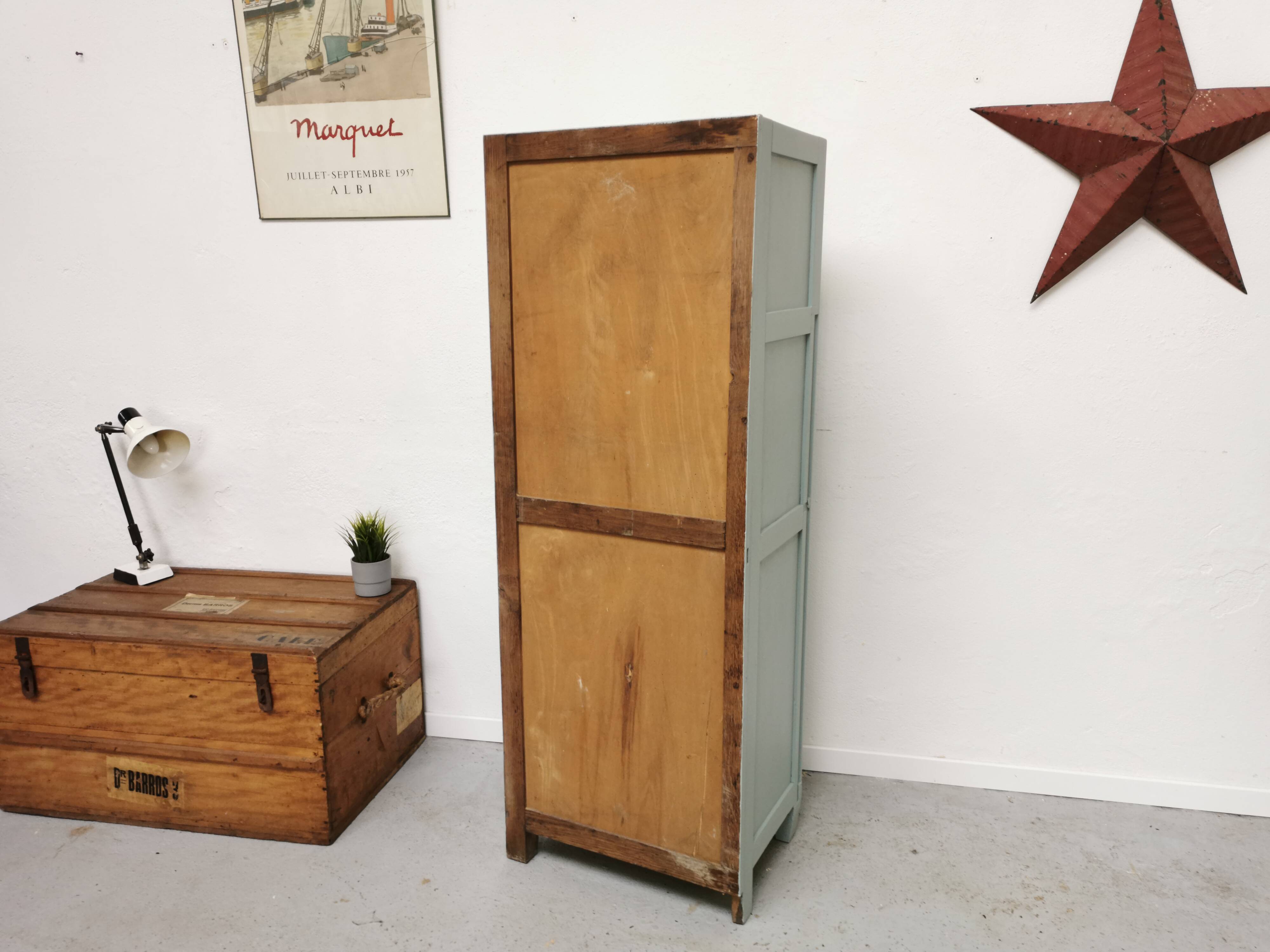 Armoire parisienne vintage