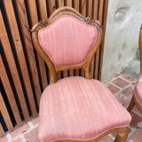 Paire de fauteuils anciens rose